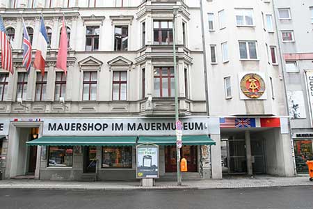 checkpoint charlie und mauermuseum