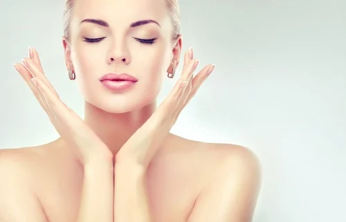 Microneedling-Is-The-Secret-To-Young-Looking-Skin