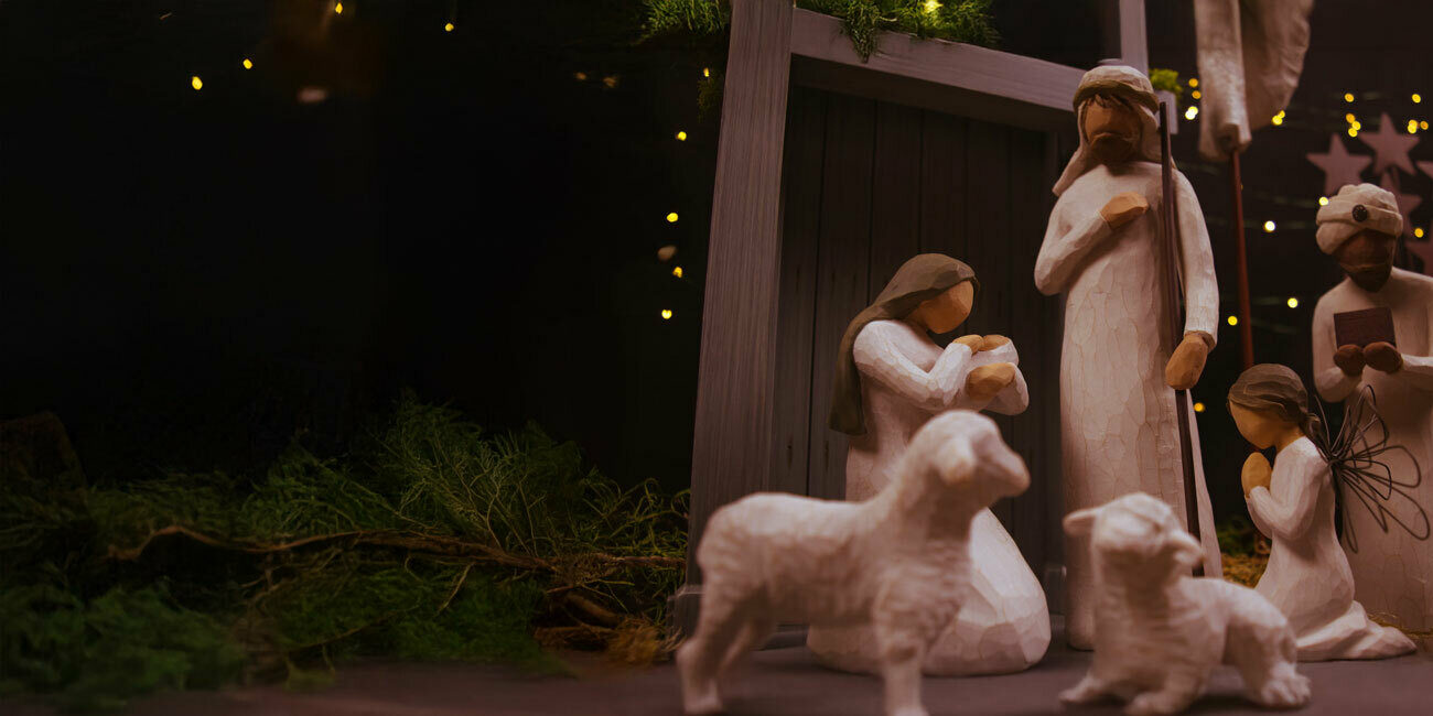 Nativity Figurinesdan kiefer unsplash