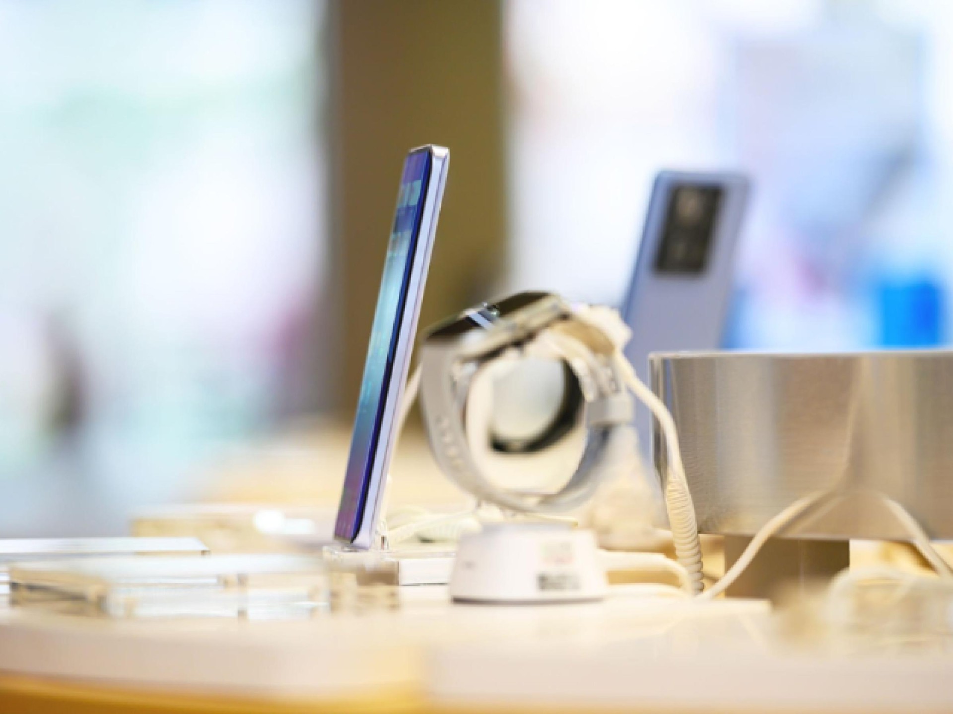 Pop Phones Franchise  Tech Retail & Repairs with National Brand Backing