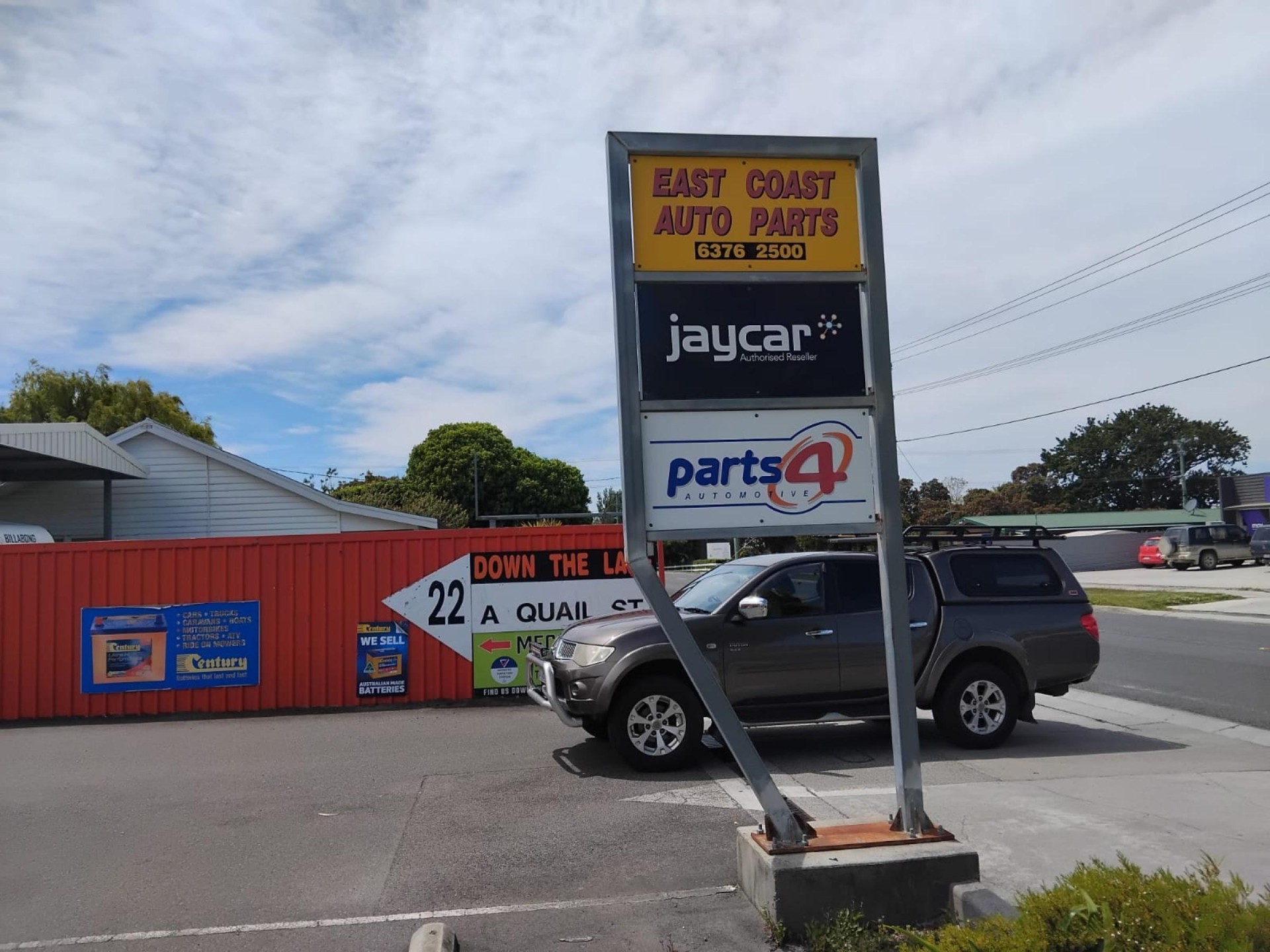 Vendor Finance  Thriving Auto Parts St Helens L/H $100,000+SAV Busy & Profitable Freehold Available