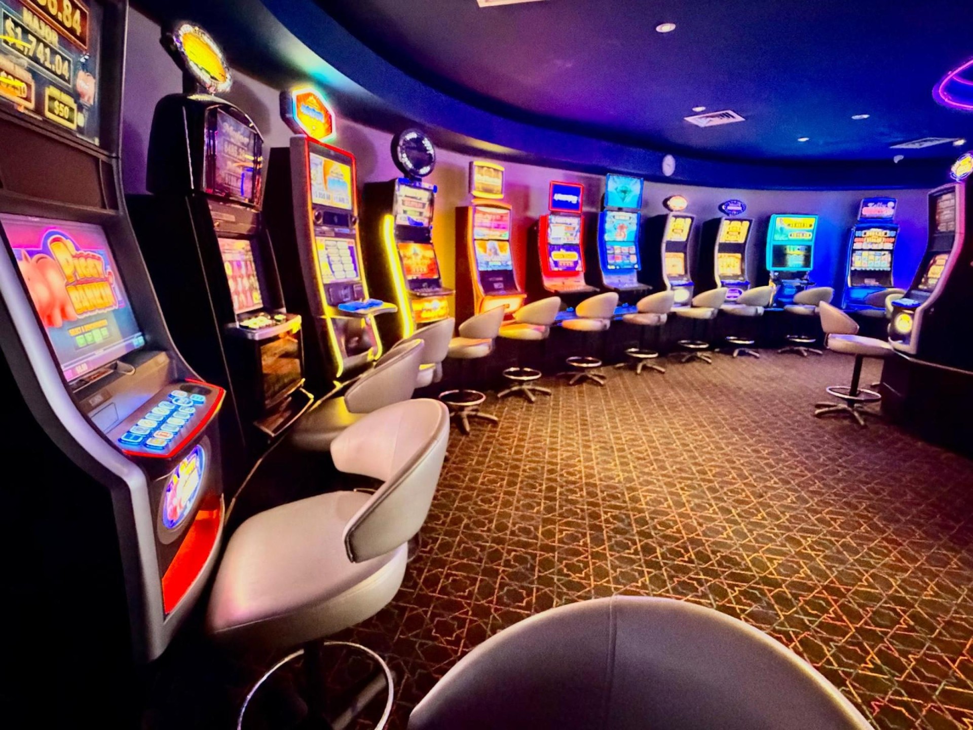 Leasehold Profitable Launceston Pub 21 EGMs Keno Tab Bistro Growth Potential T/o $50K+weekly