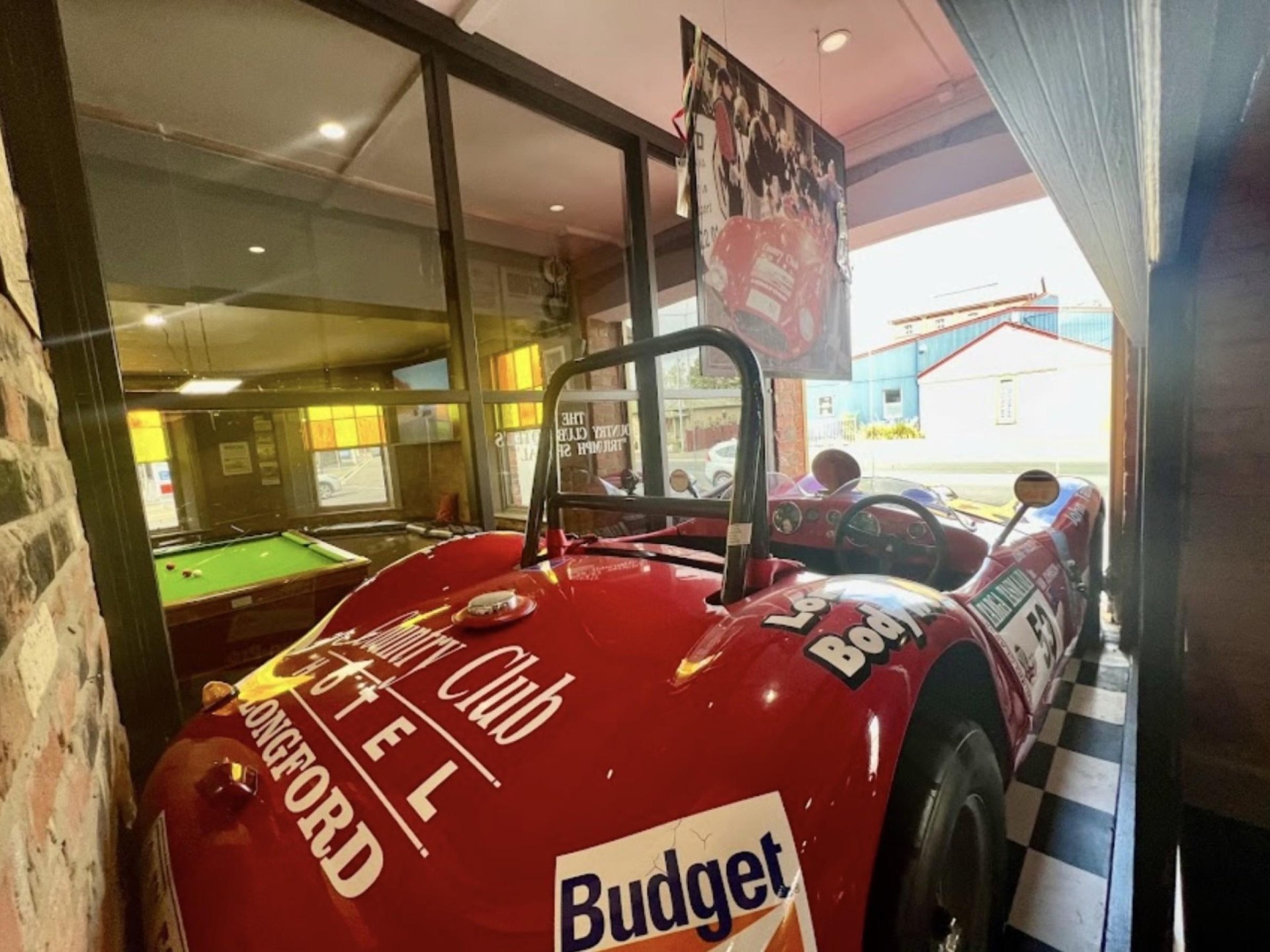 Historic Country Hotel  Business Food Bar Asking $190,000+sav Long Lease