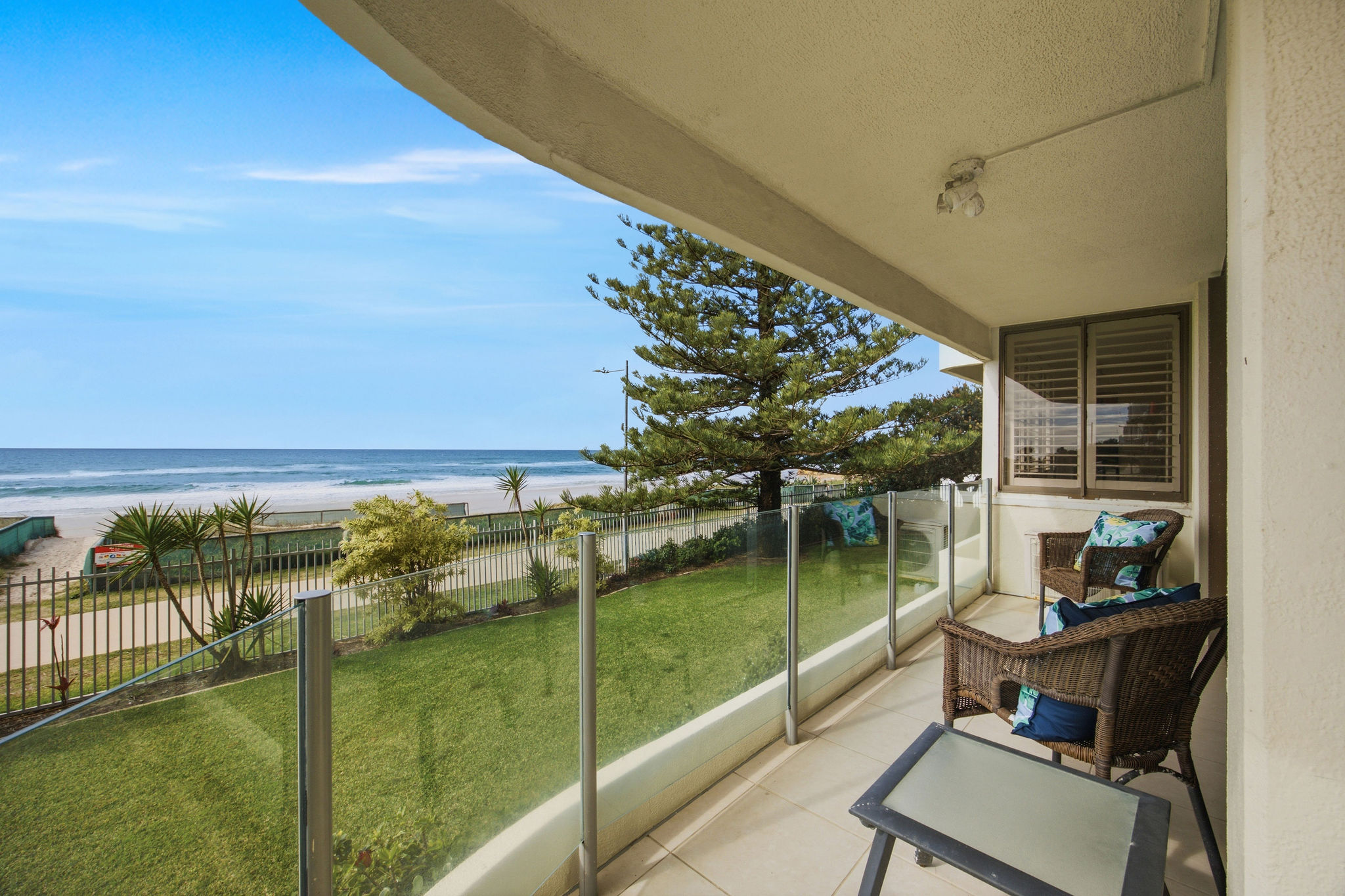 Boutique Absolute Beachfront Performer With $437k Net Profit