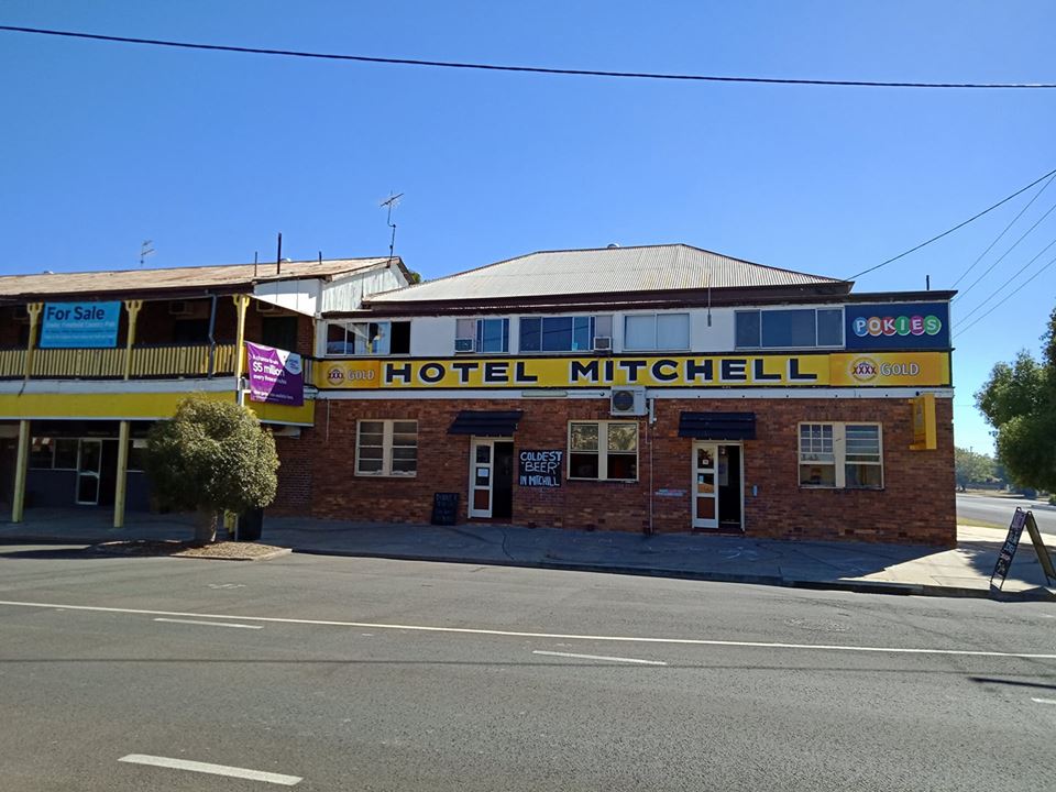 An Iconic Country Renovator Hotel in the Heart of Mitchell