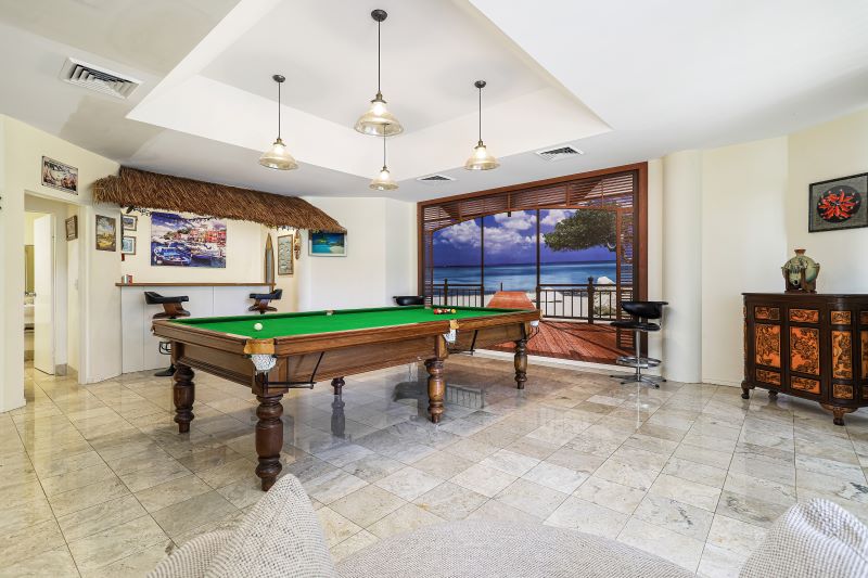 5/6 Bedroom Home PLUS Commercial Income Streams