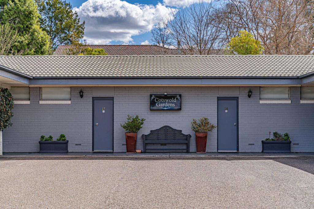 24 Room Boutique, Leasehold Motel