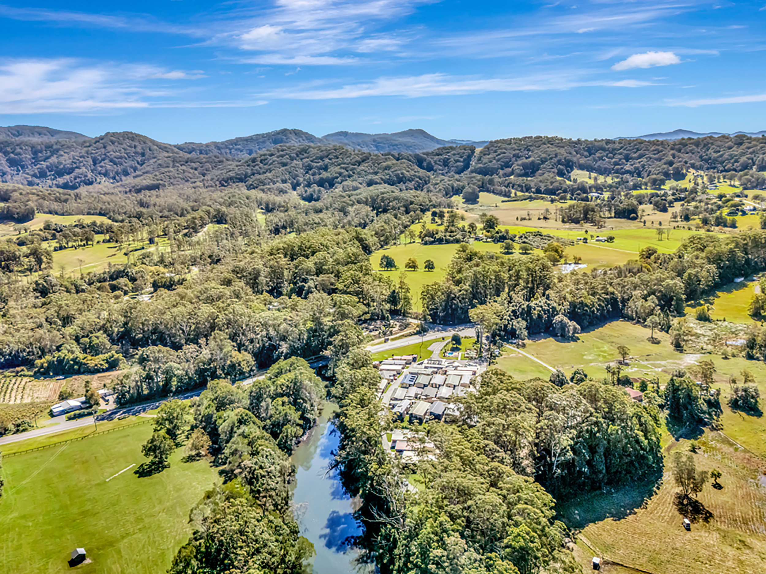 EXCLUSIVE LIFESTYLE & COMMERCIAL OPPORTUNITY IN BONVILLE/COFFS HARBOUR - 97MHE
