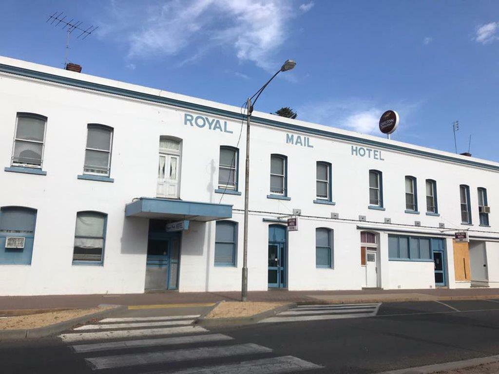 AN AMAZING FREEHOLD HOTEL OPPORTUNITY AWAITS - 109HF