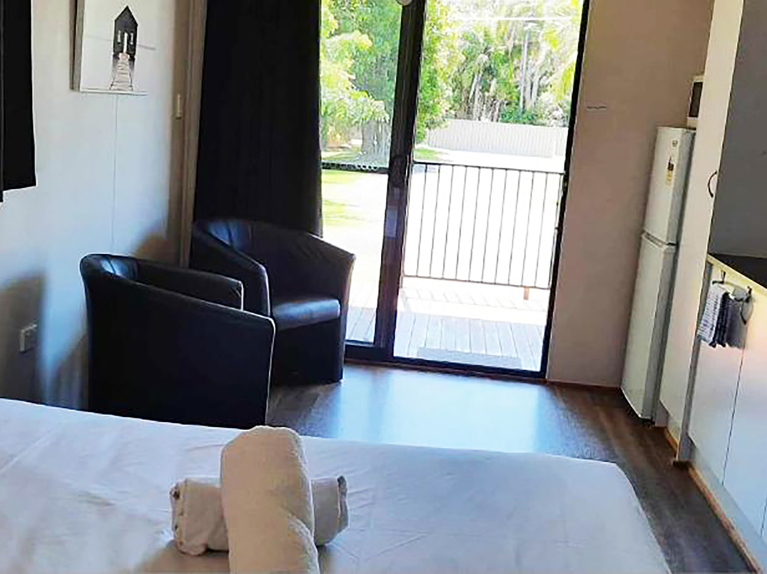 QUEENSLAND COASTAL CARAVAN PARK - 1066CPF