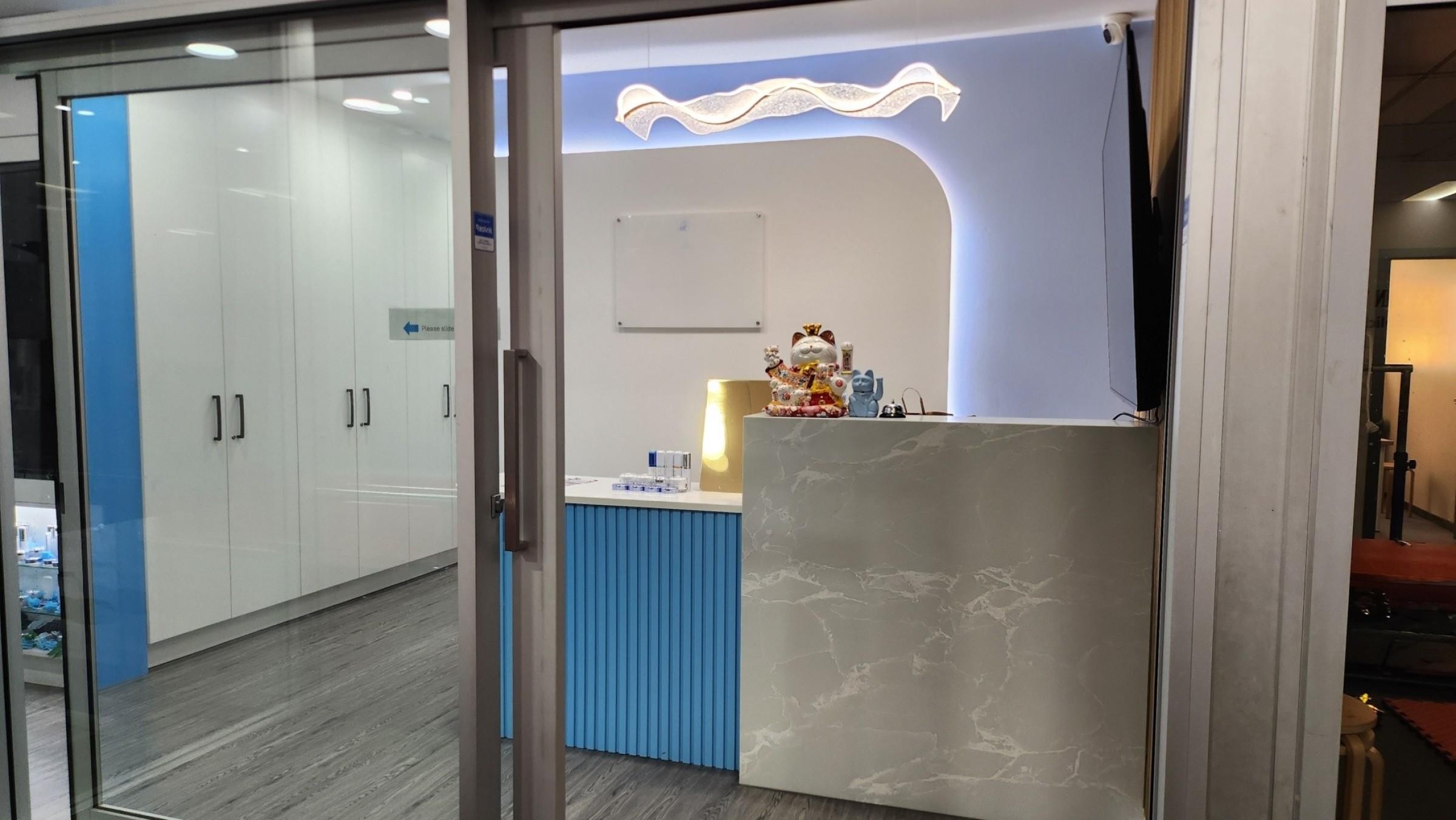 UID: 243 Beauty Salon in prime corner position at Cabramatta with over $200K in fitout