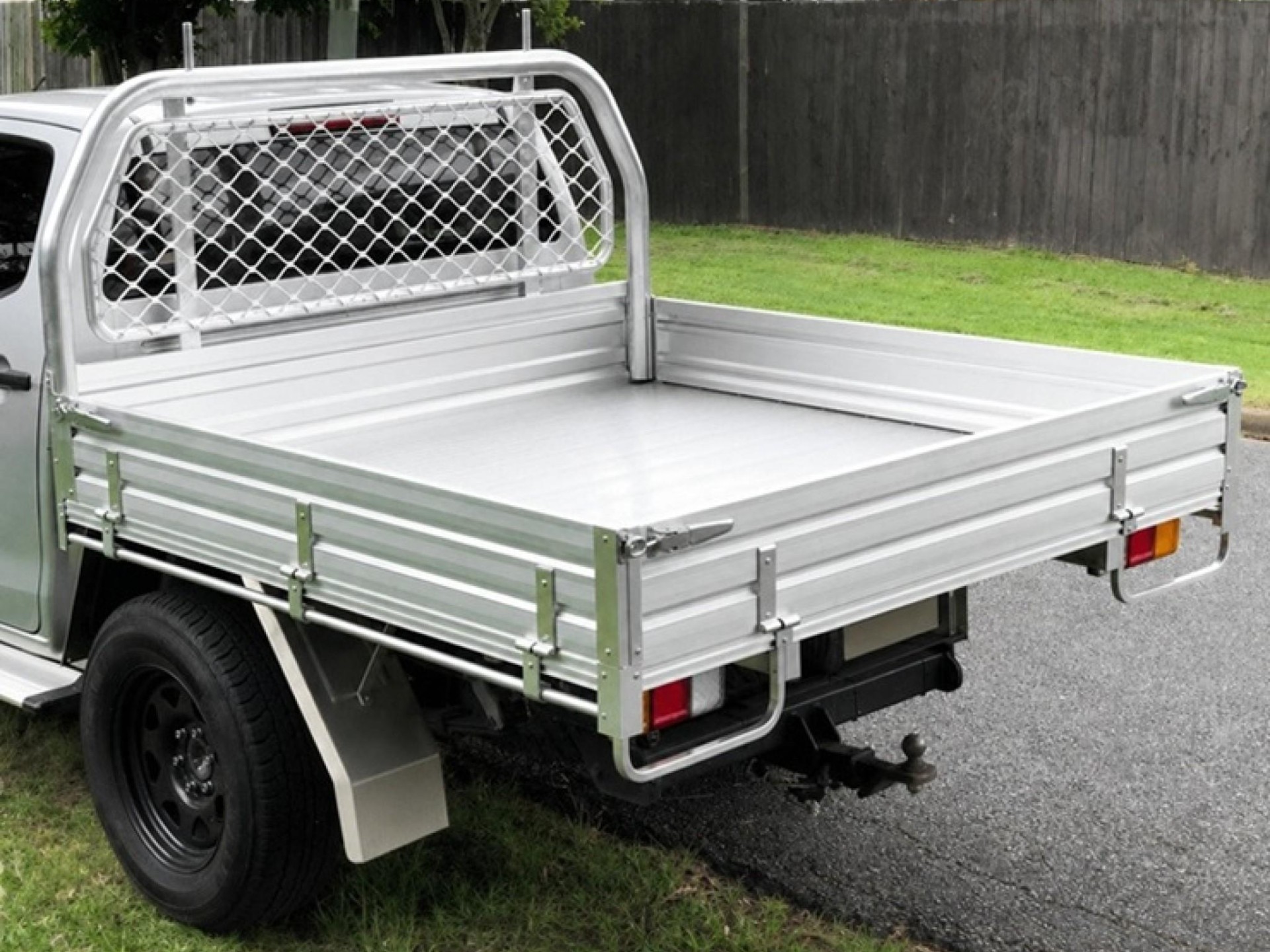 Established National Ute Tray, Canopy & Commercial Vehicle Fit-Out Business