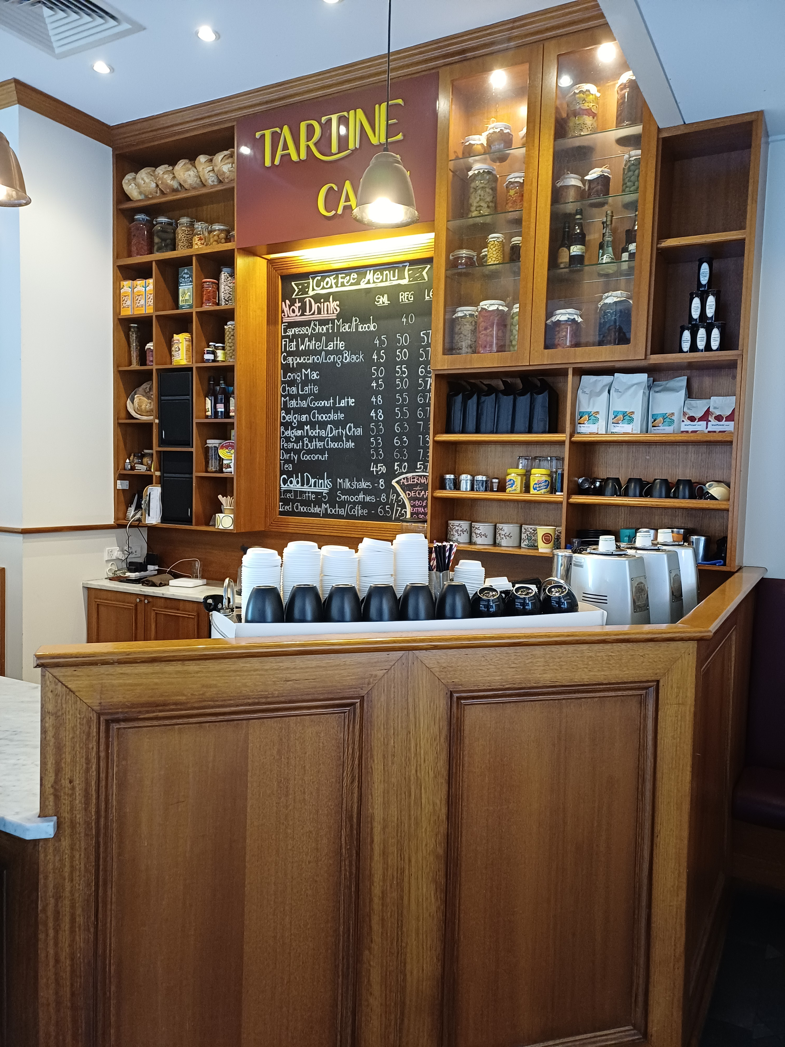 CBD 5 Day Cafe
