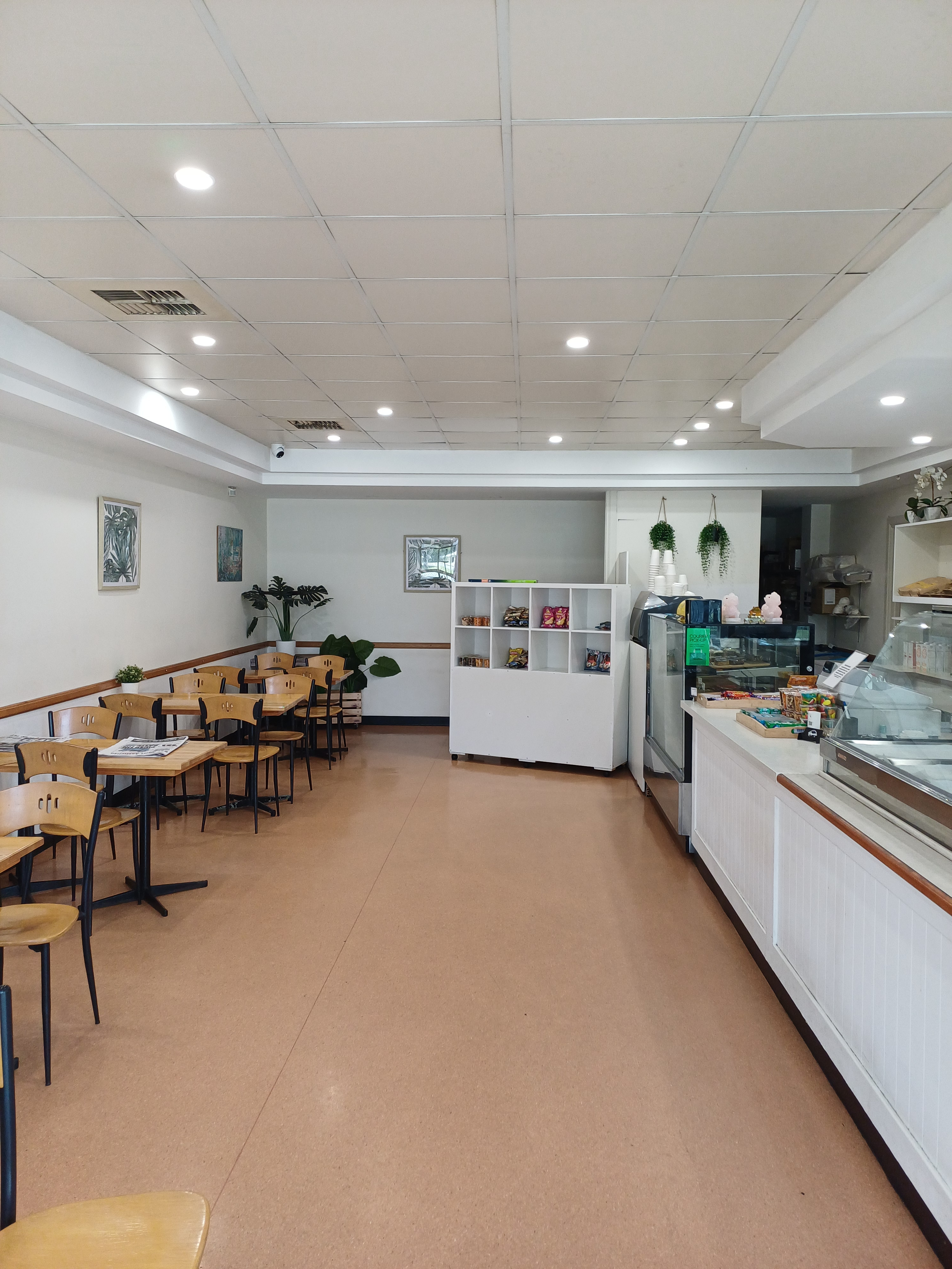 5 Day Caf / Lunch Bar in Balcatta