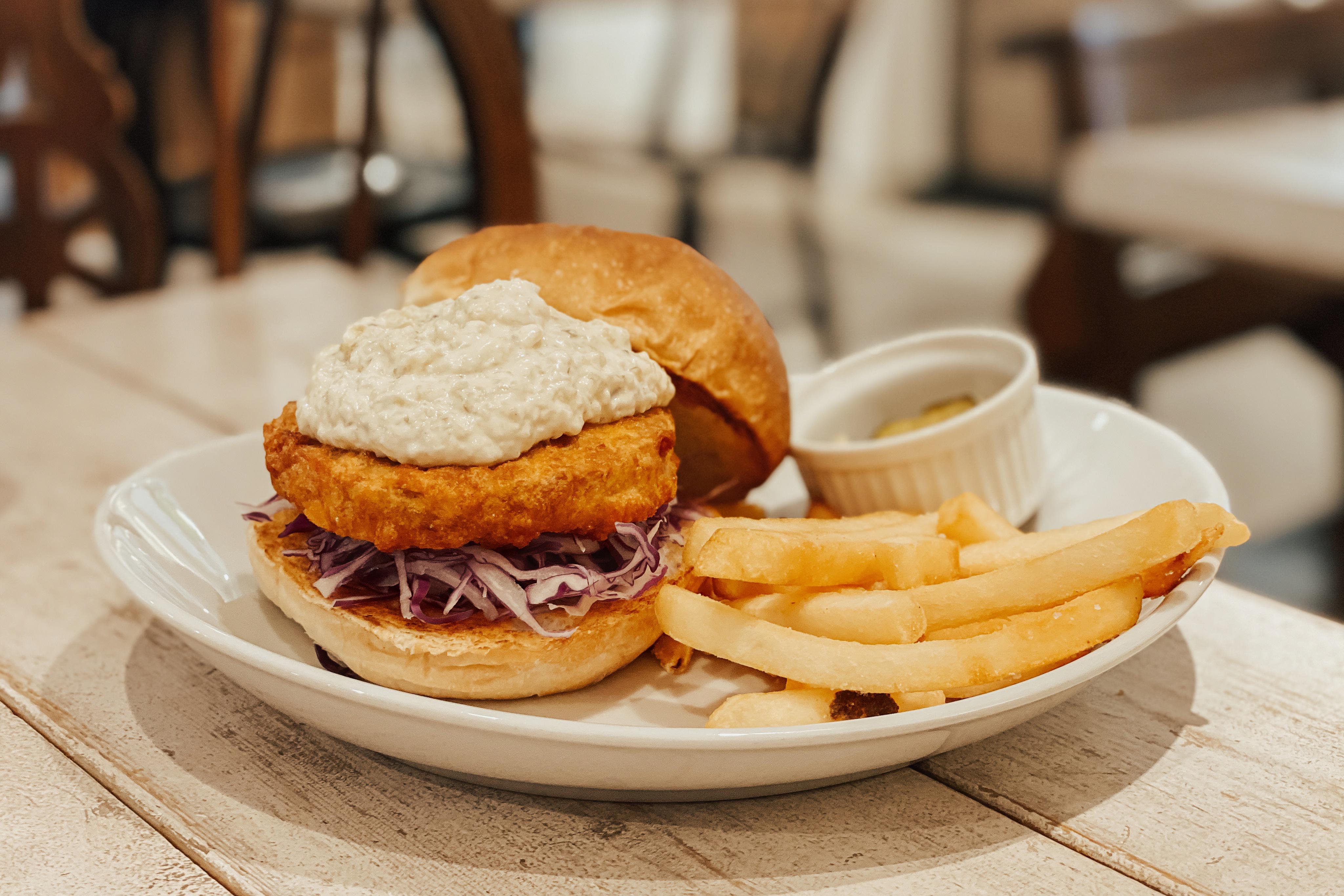Prestigious 5-Day Lunch Bar in the Growing Forrestdale Industrial Area