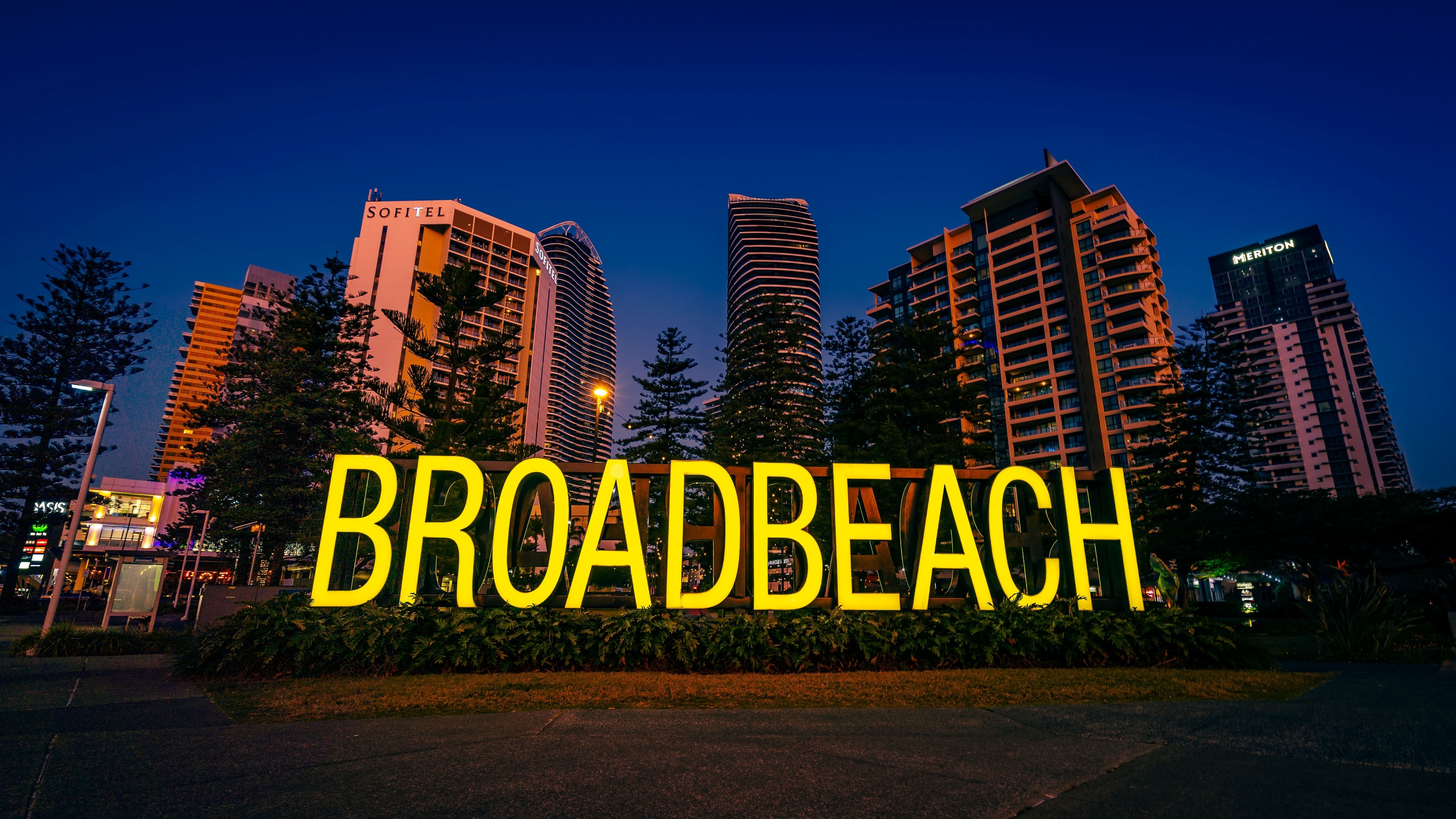 Broadbeach Holiday Management Rights 400k+ Net Profit