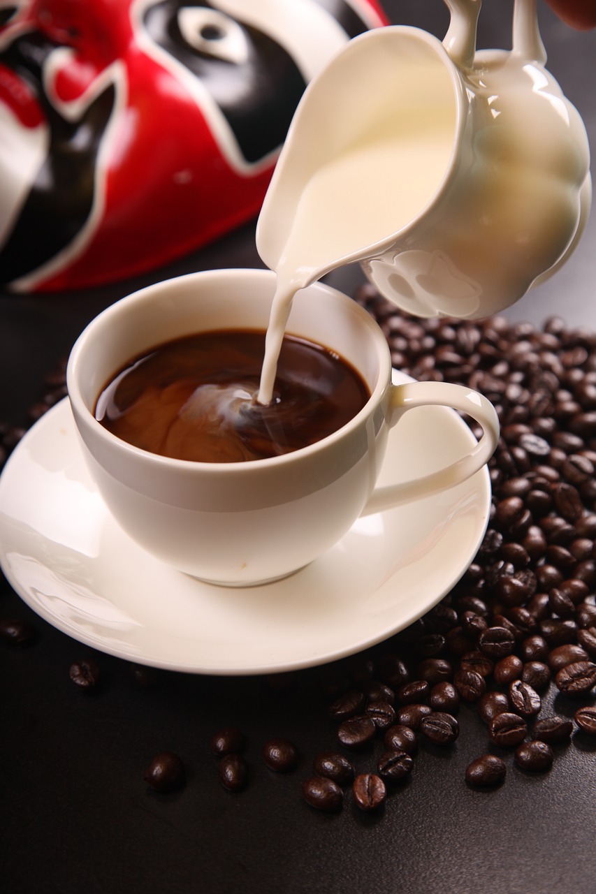 CAFE OPPORTUNITY IN A FANTASTIC LOCATION!