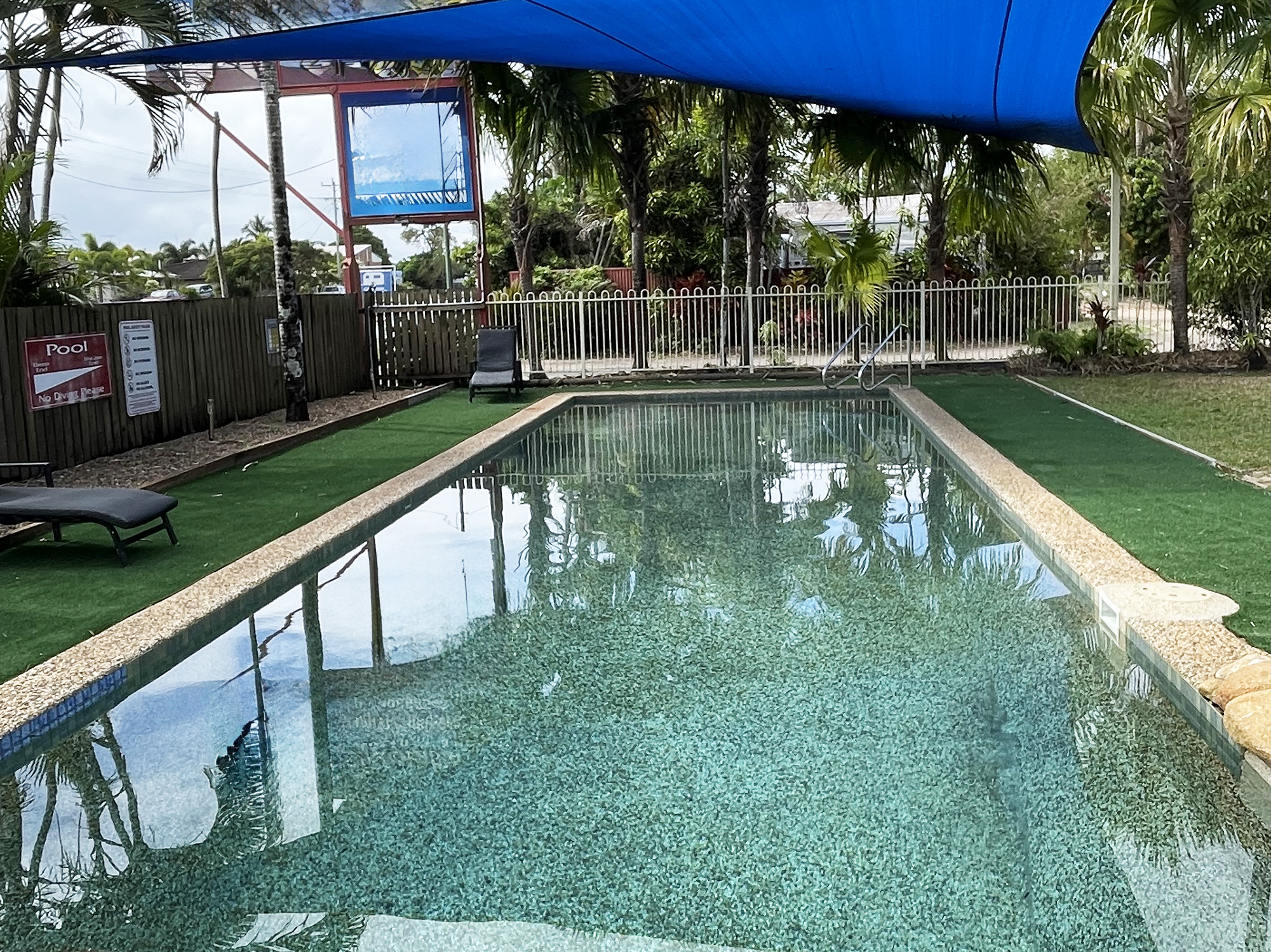 Far North Queensland Coastal Tropical Caravan Tourist Park - 896CPF