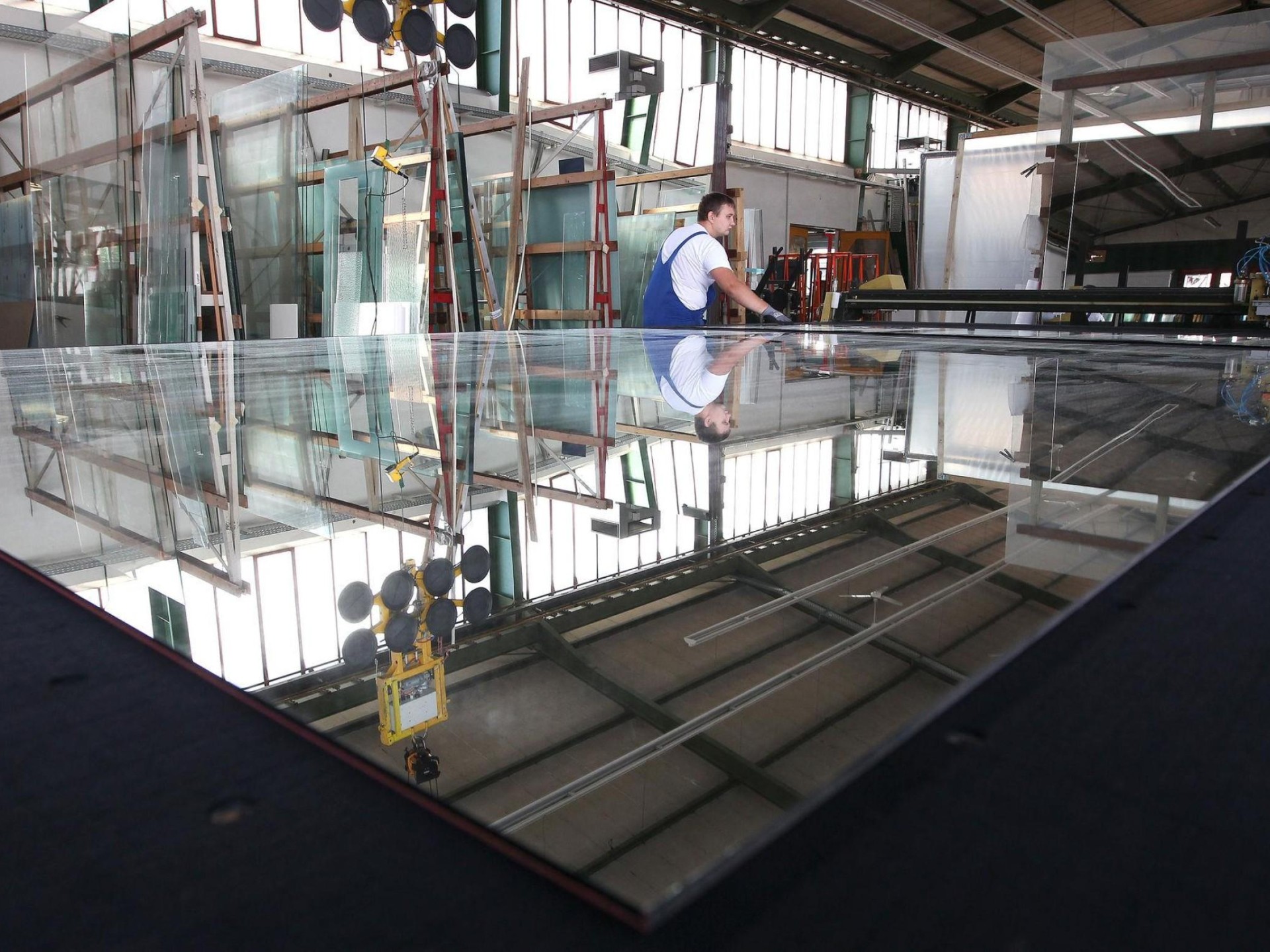 Established Commercial/residential Glazing Business  $1.2m Revenue  Hi..