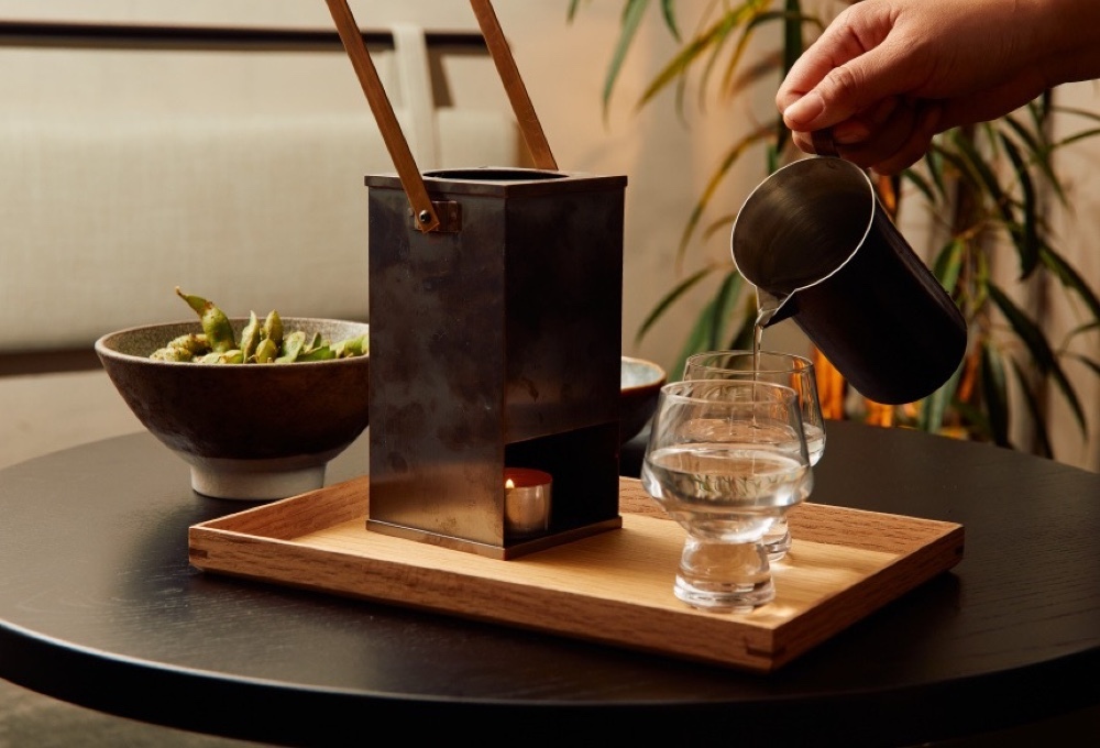Unique Wine & Sake Bar in Melbourne's Iconic Hardware Lane (Our Ref: V2119)