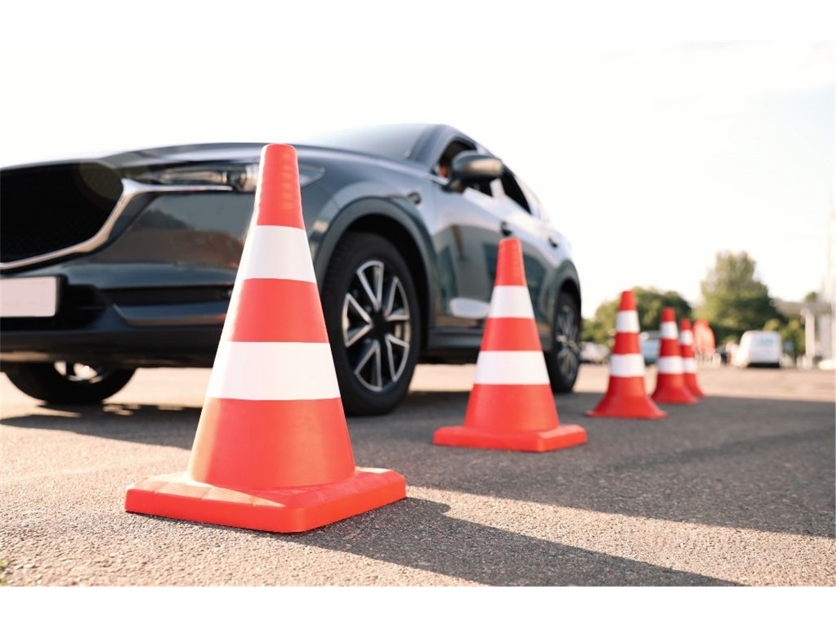 PORT DOUGLAS & MOSSMAN DRIVING SCHOOL FOR SALE