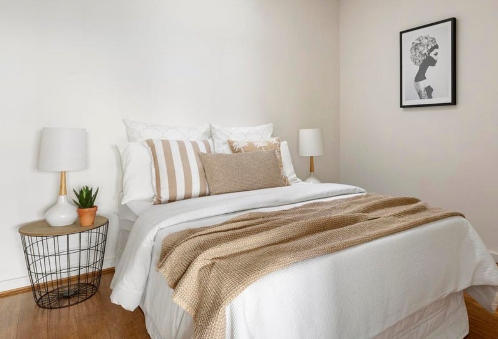 Established Property Staging Business with Growth Potential (Our Ref: V2110)