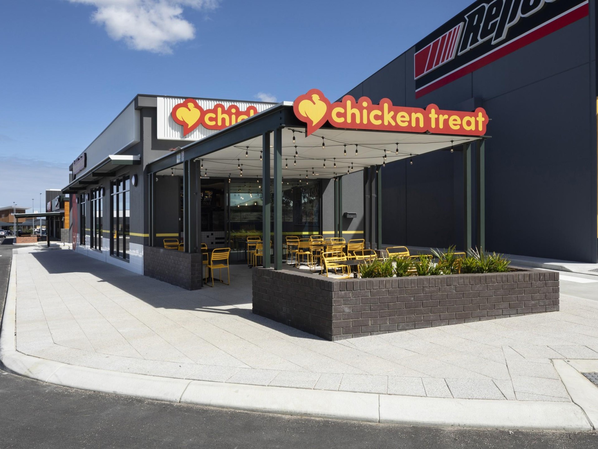 Chicken Treat Forrestdale