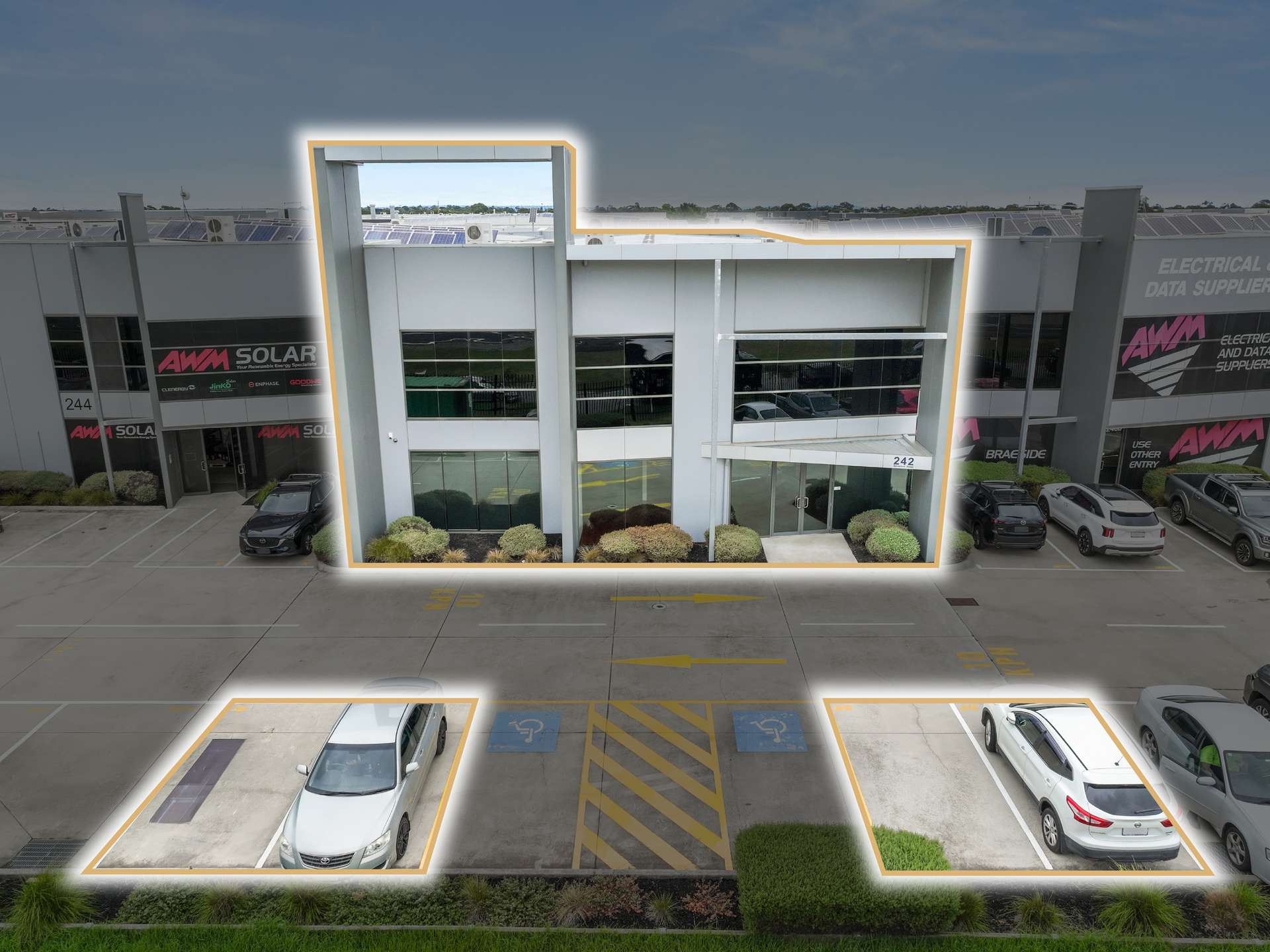 IMMACULATE CORPORATE OFFICE/WAREHOUSE WITH EXCEPTIONAL GOVERNOR ROAD EXPOSURE