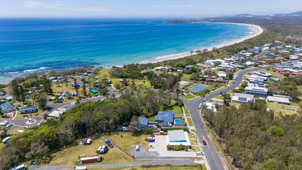 Beachside investment and development opportunity