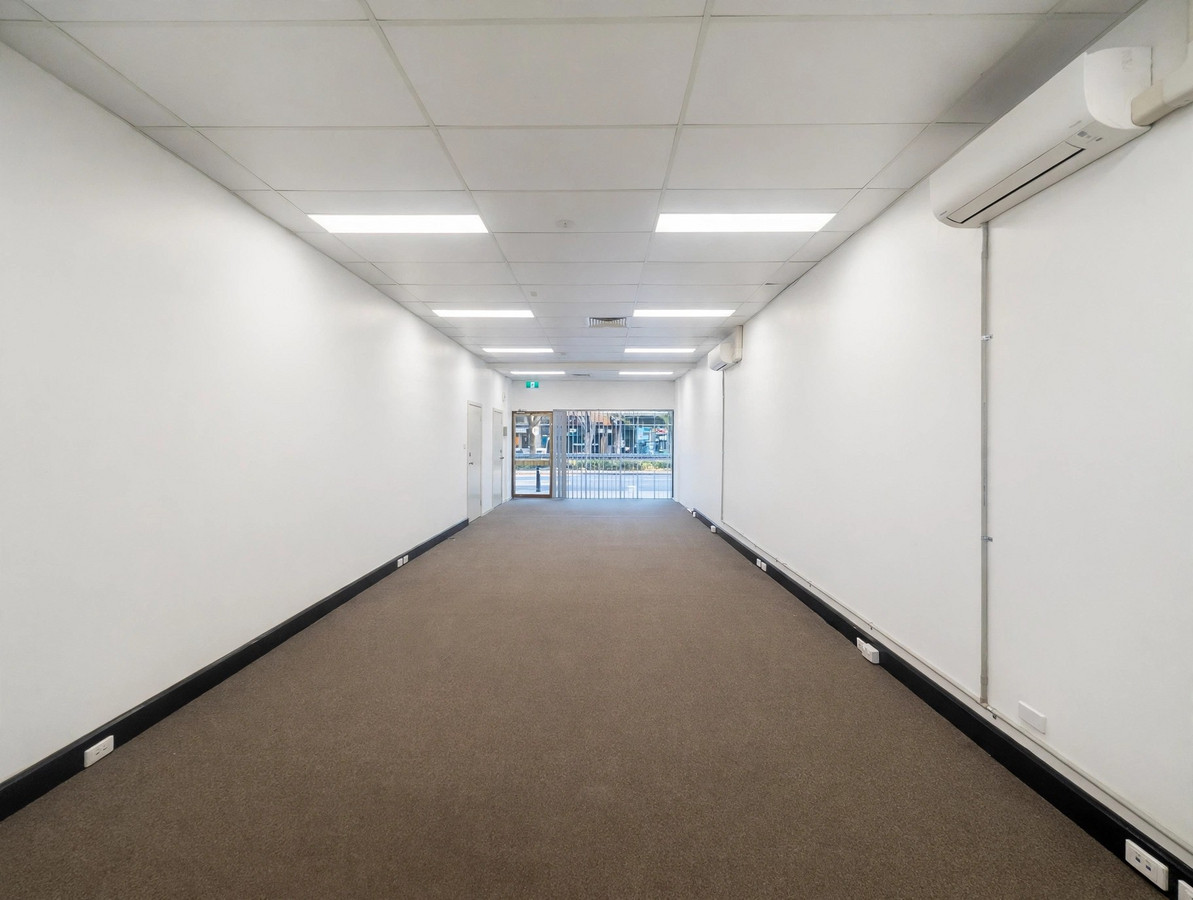 Hi Exposure retail or office in central location
