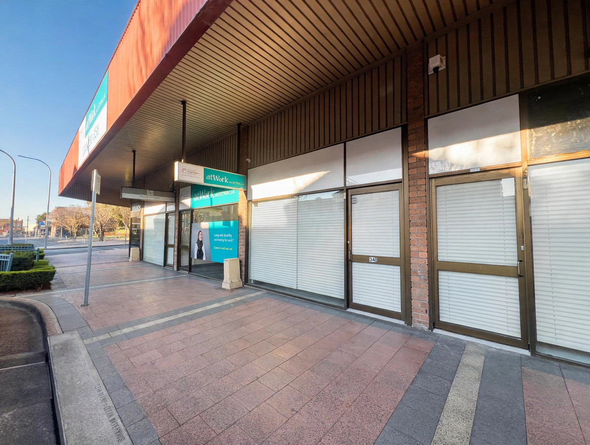 Hi Exposure retail or office in central location