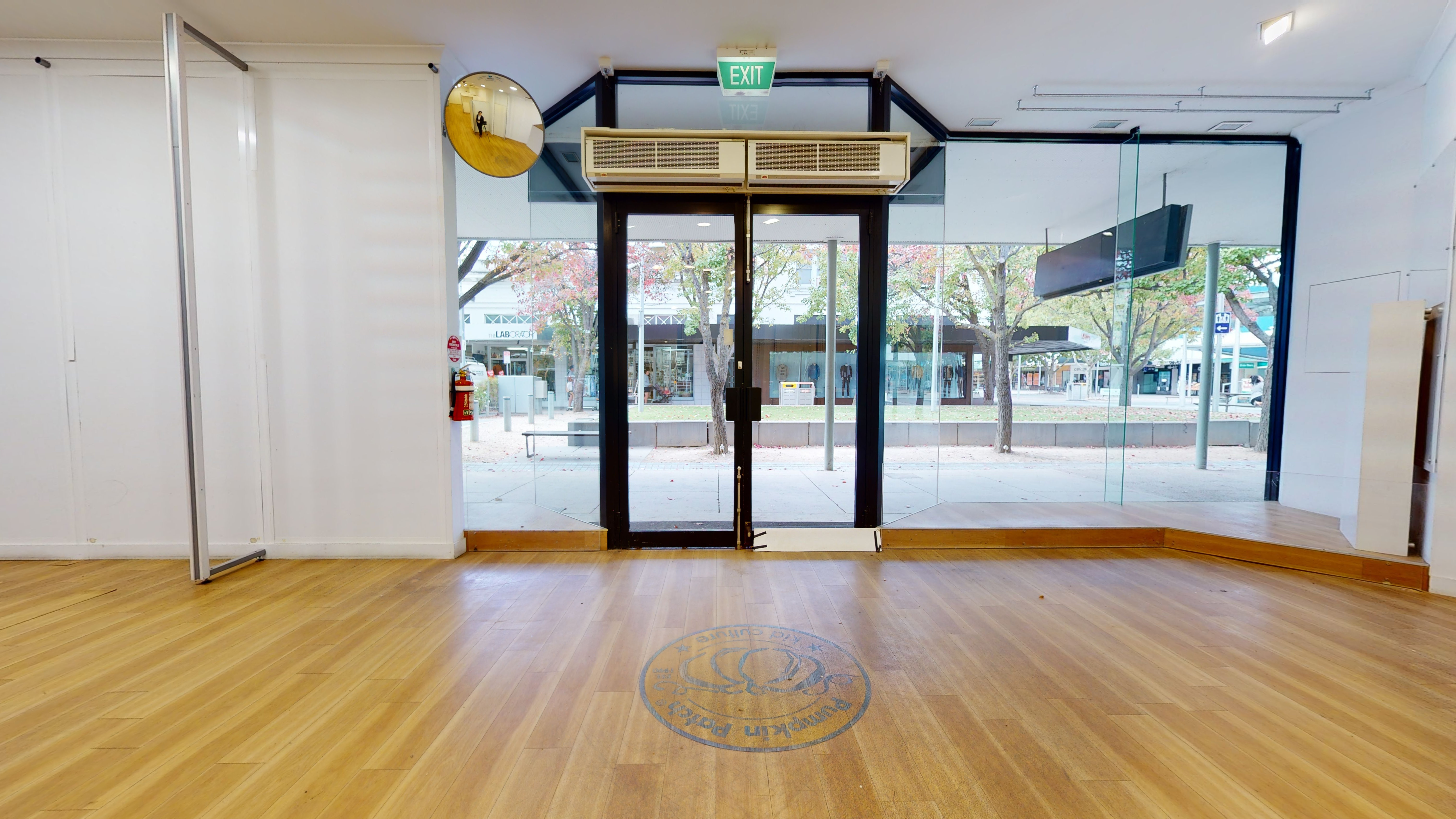 Magnificent position within CBD precinct