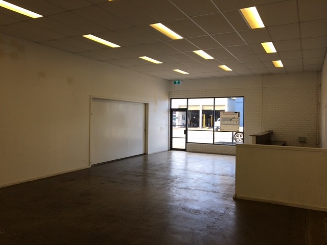 Position Perfect - Versatile Commercial Opportunity