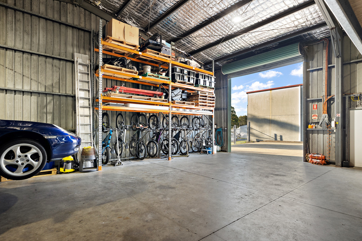 Quality Industrial Units in Tightly Held Complex of Three