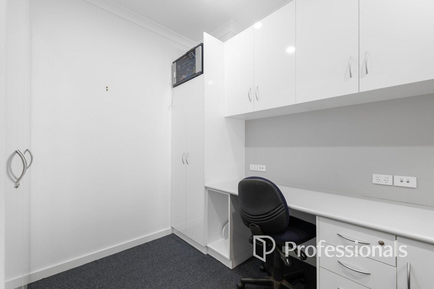 Consulting Suite in Red Cliffs