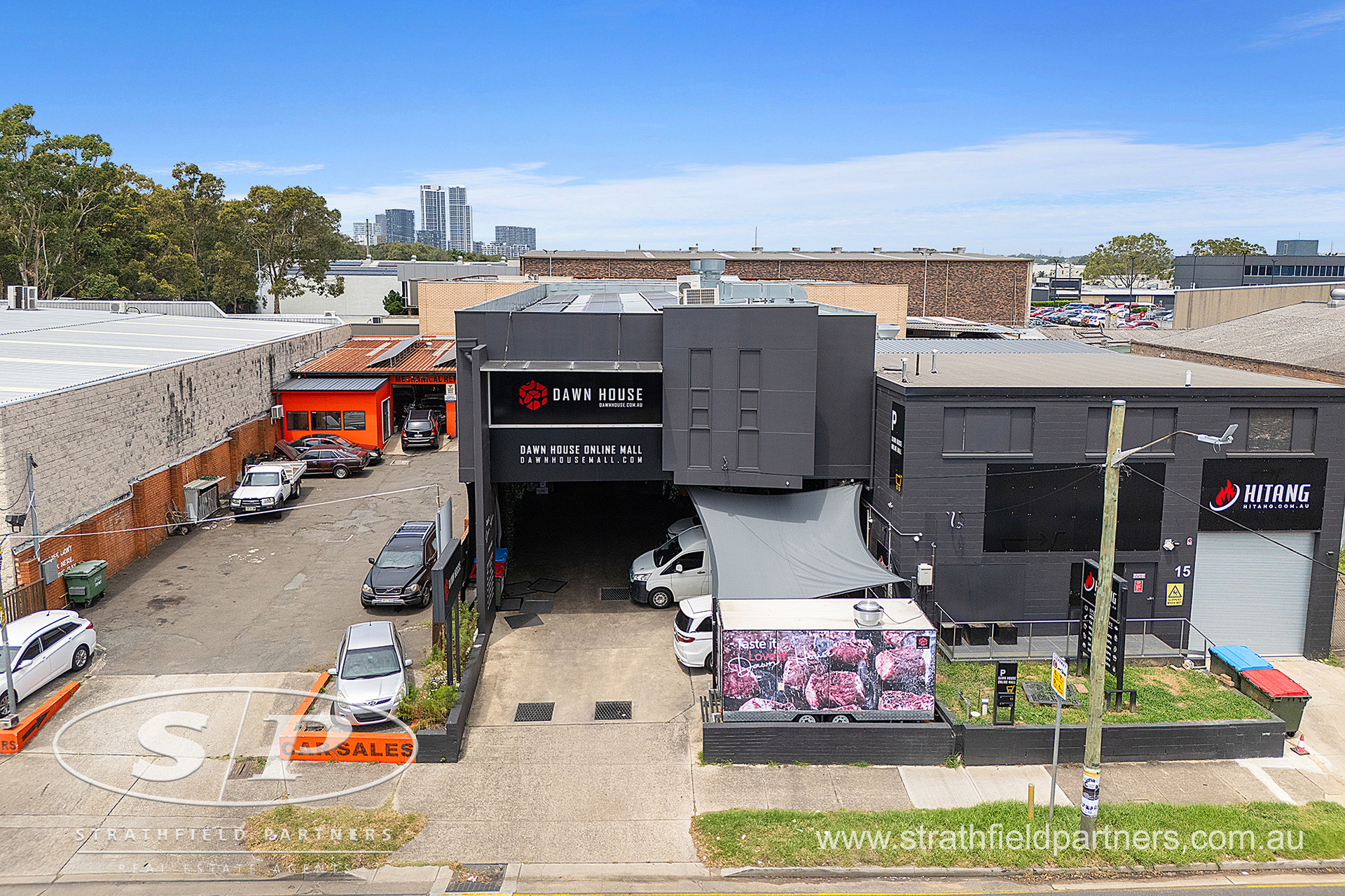 Prime Warehouse with Great Solid Occupier, Must be Sold!