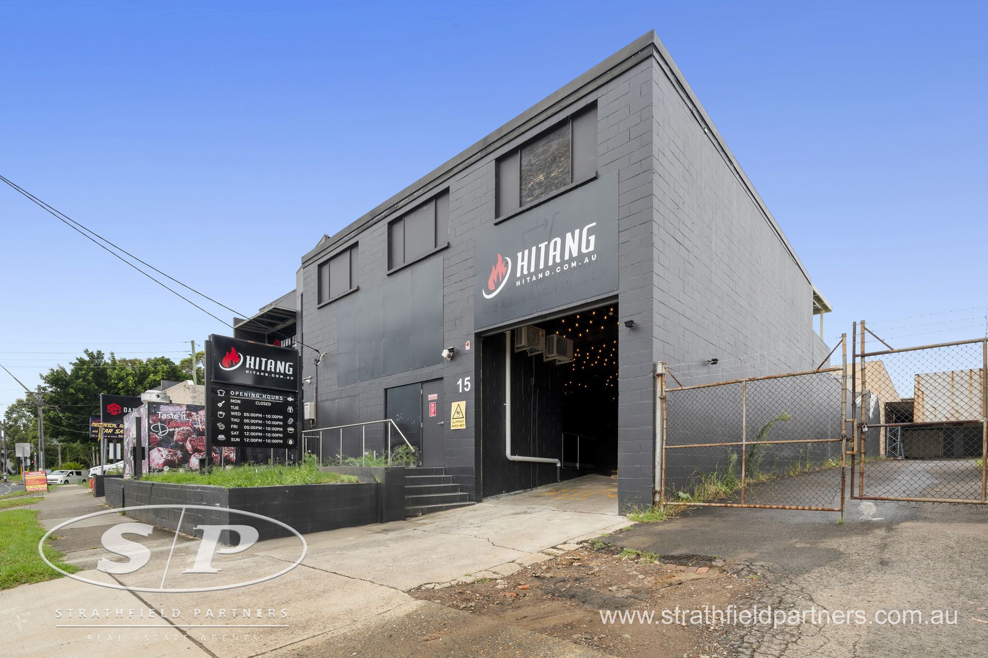 MOTIVATED SELLER! High Exposure 568m Warehouse on Silverwater Road