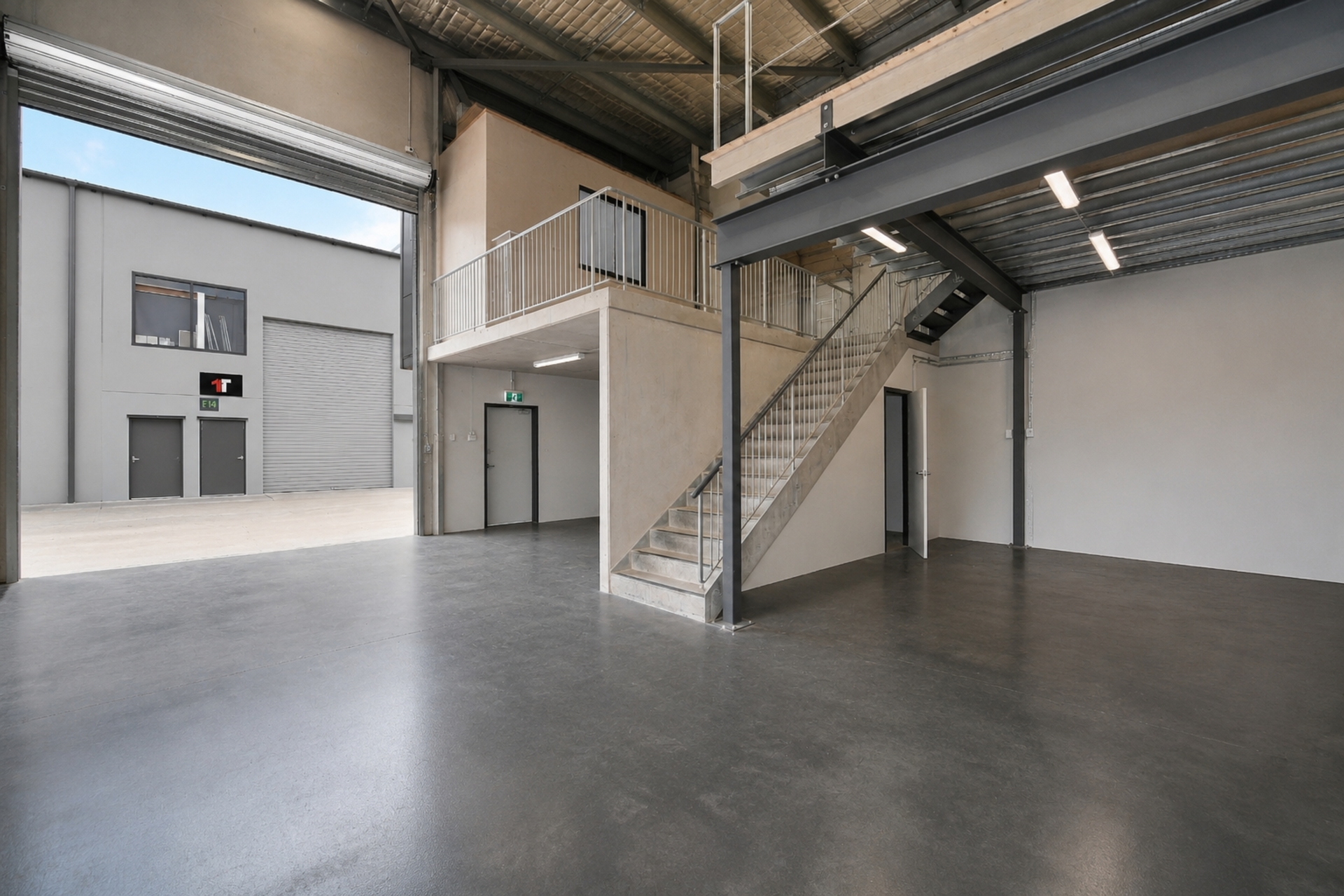 175 sqm Warehouse in Homebush West's Industrial Precinct
