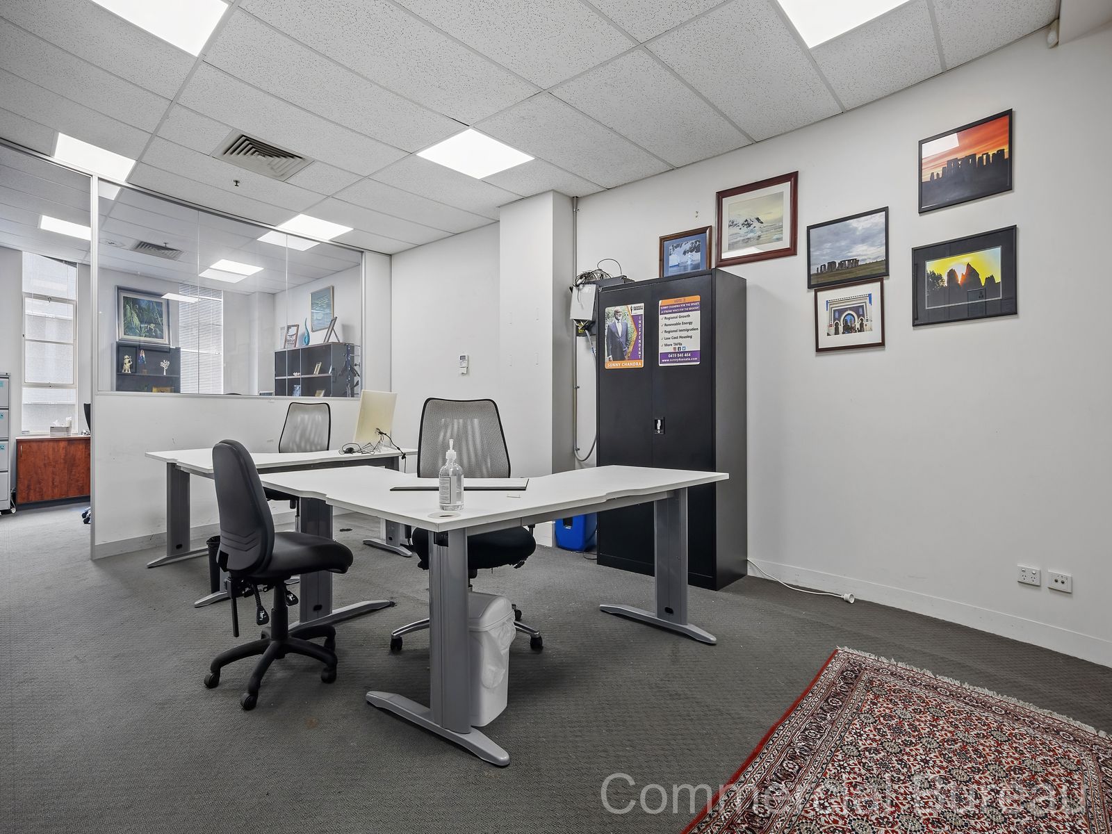 Bright office with outlook to Fleming Place