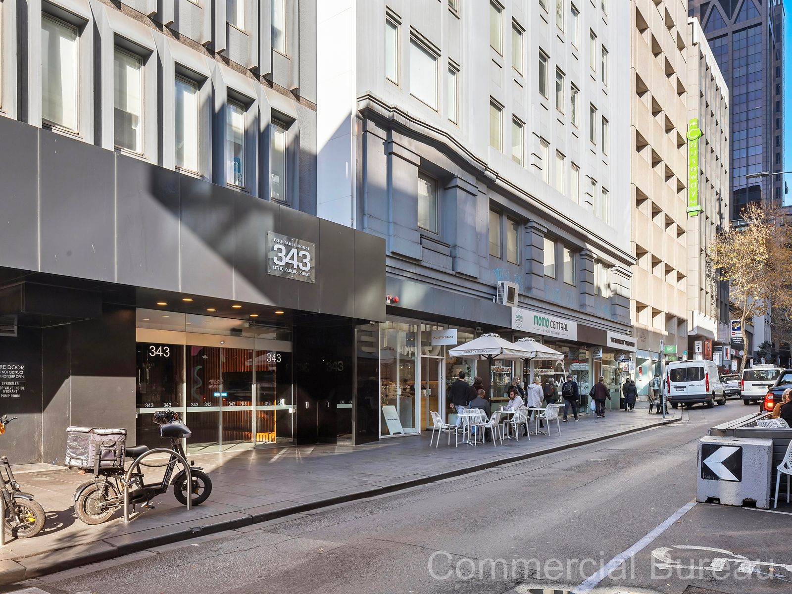 LightFilled Corner Office Suite in the Heart of the CBD