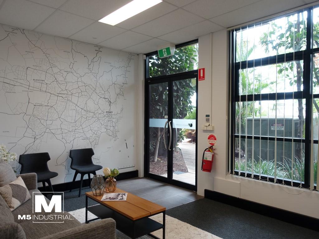 90sqm - Office Space in Popular Complex