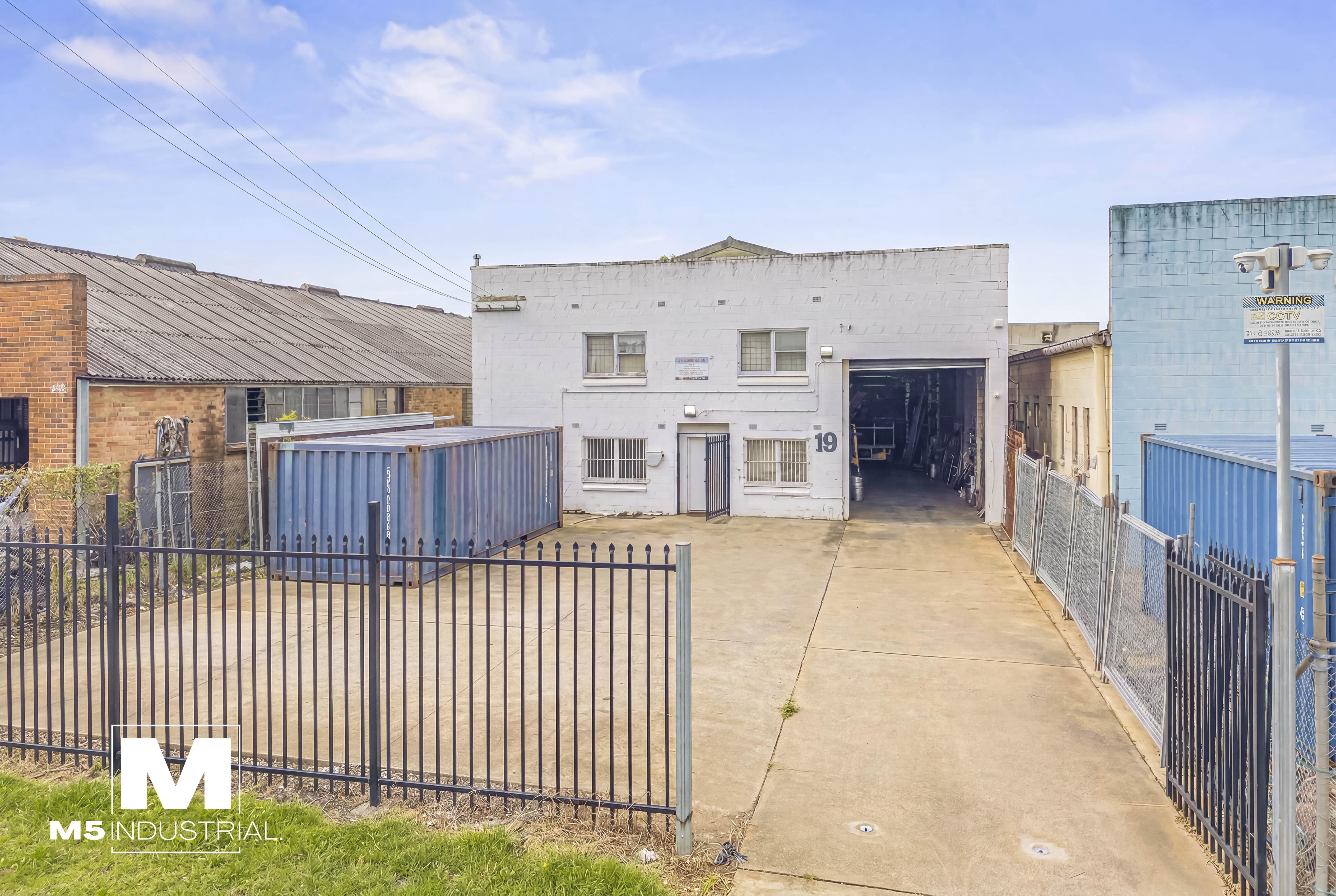 466sqm Freestanding Warehouse - with 40ft Container Access