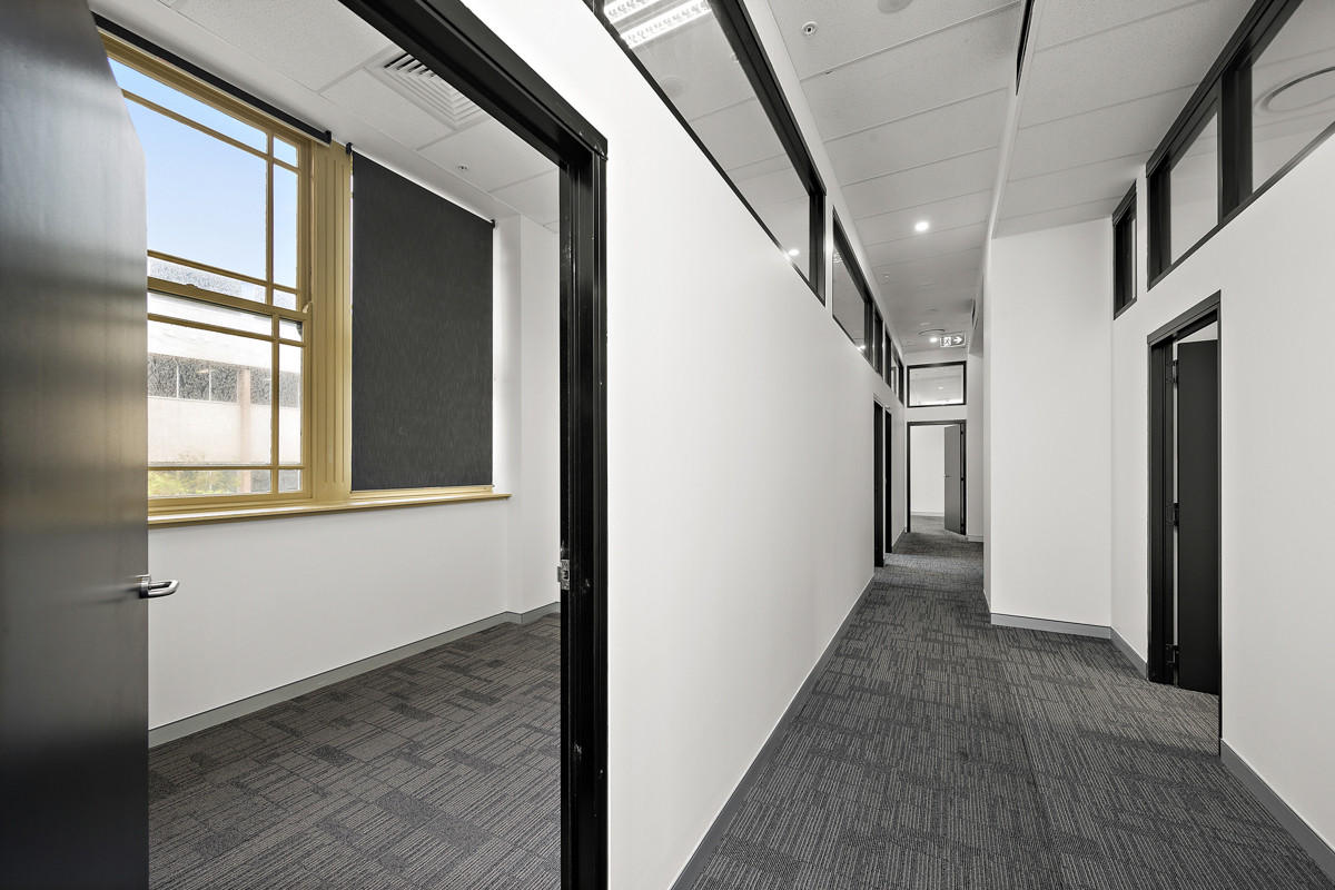 Iconic East End office with 5 secure car parks and flexible fitout