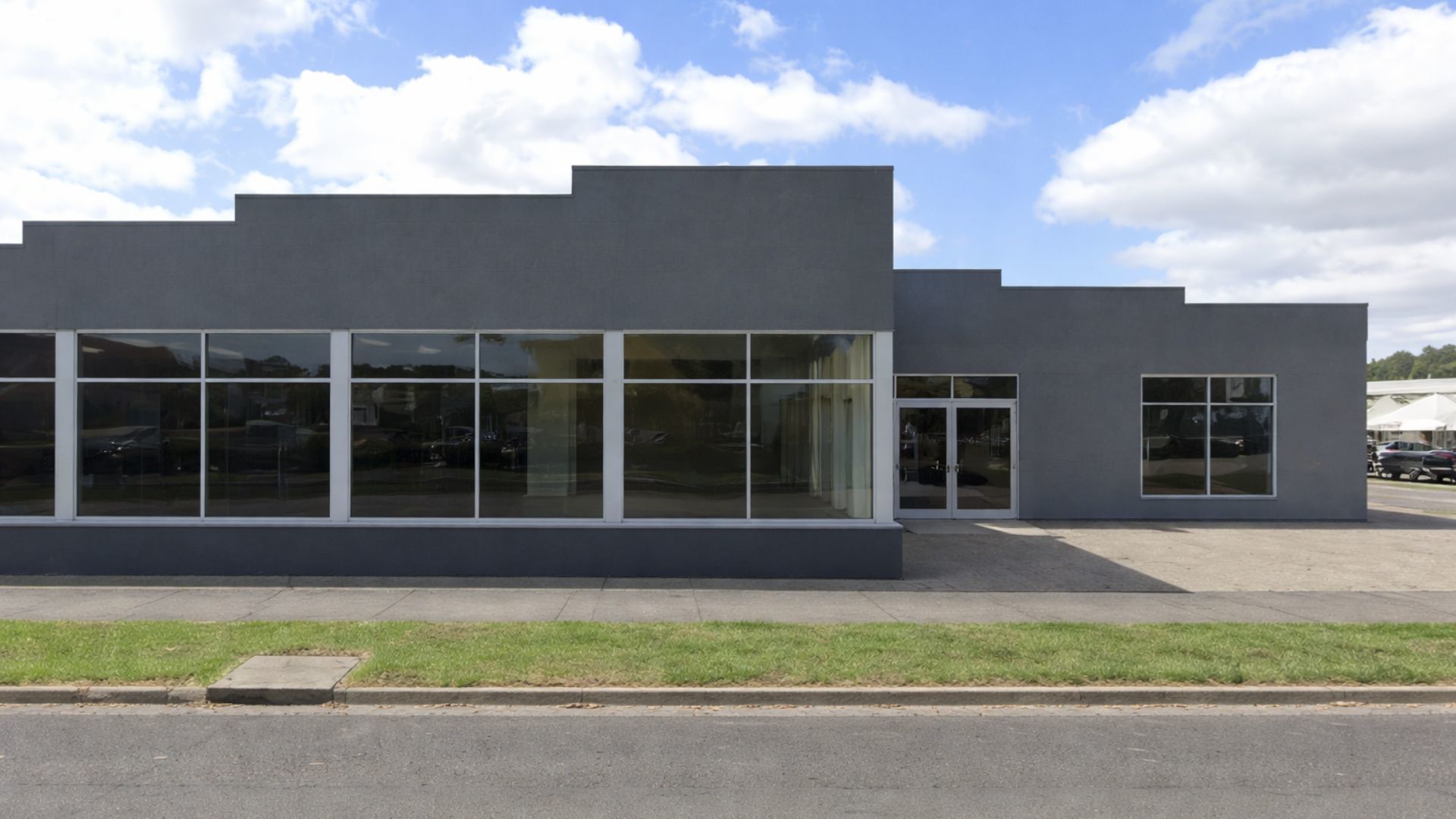 UNDER OFFER   4 Peace Avenue Warragul