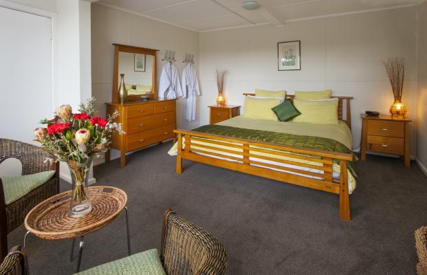 Boutique Healesville Accommodation Investment  Lifestyle, Income and Freehold Security