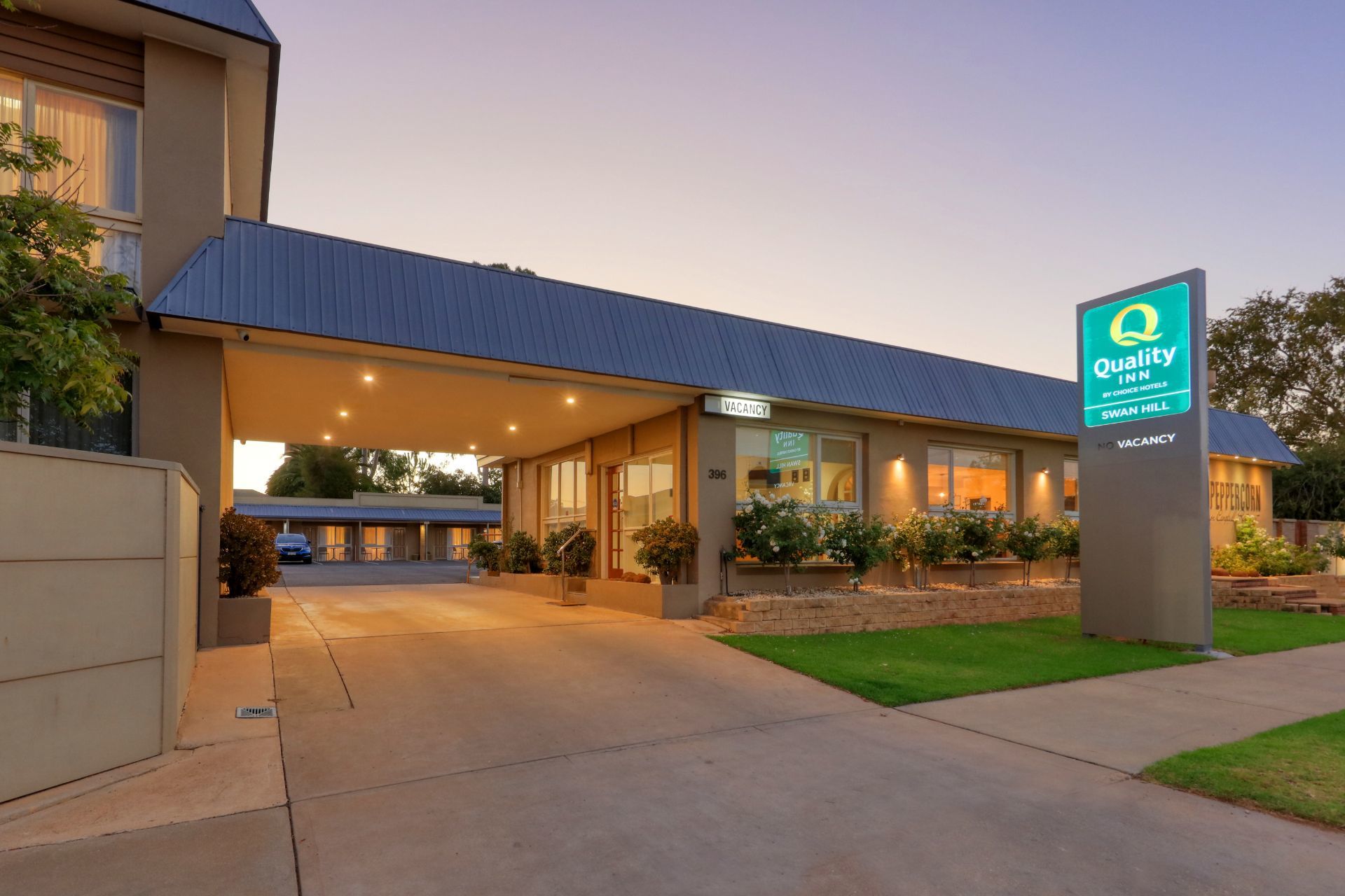 Superb Murray River Corporate Motel Investment