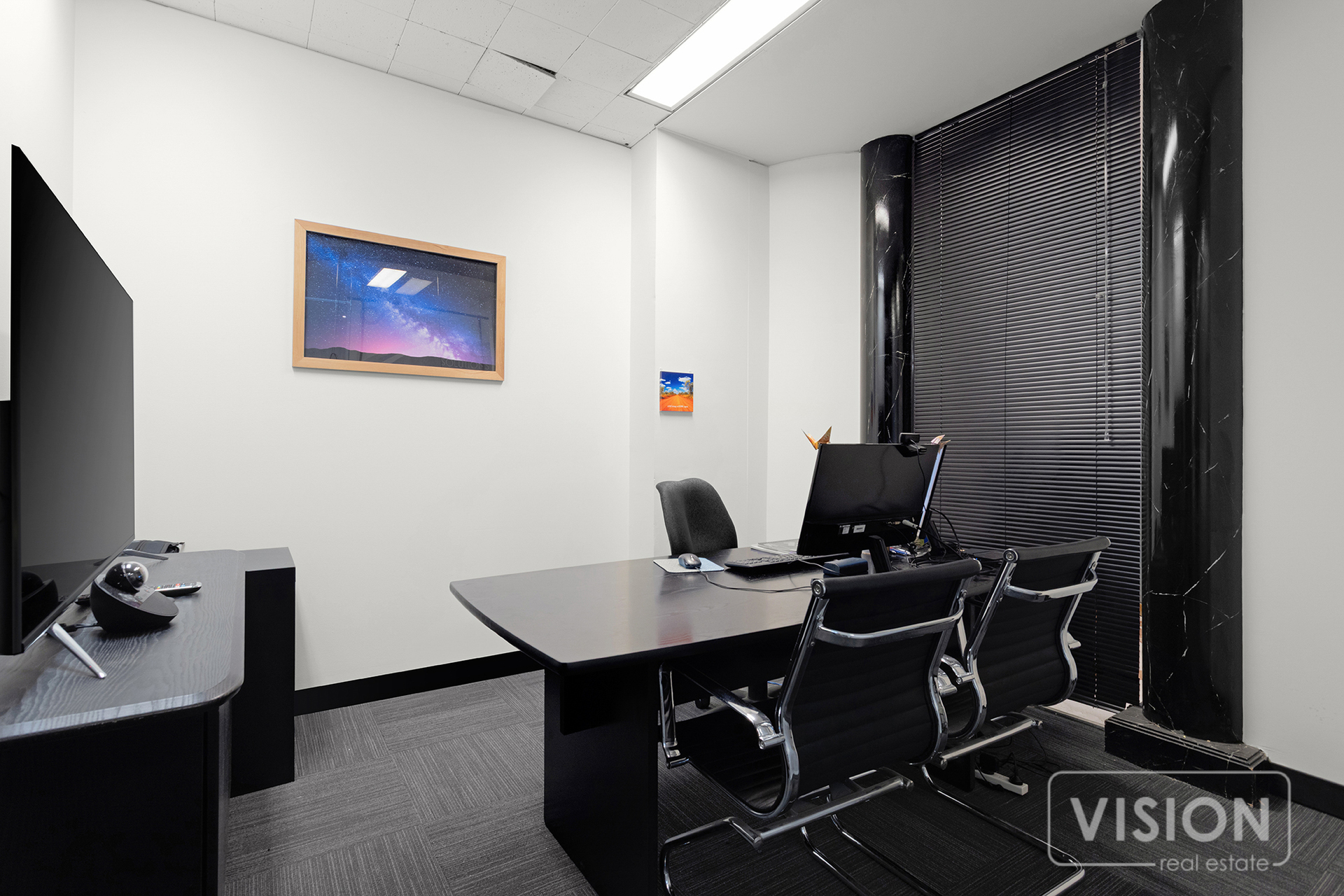PRIME LOCATION OFFICE WITH PARKING