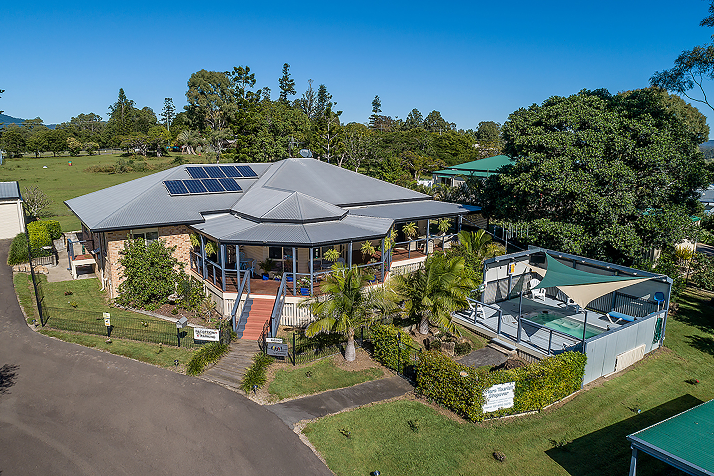 SUPERLATIVE BOUTIQUE LIFESTYLE ACCOMMODATION BUSINESS - 1015CPF