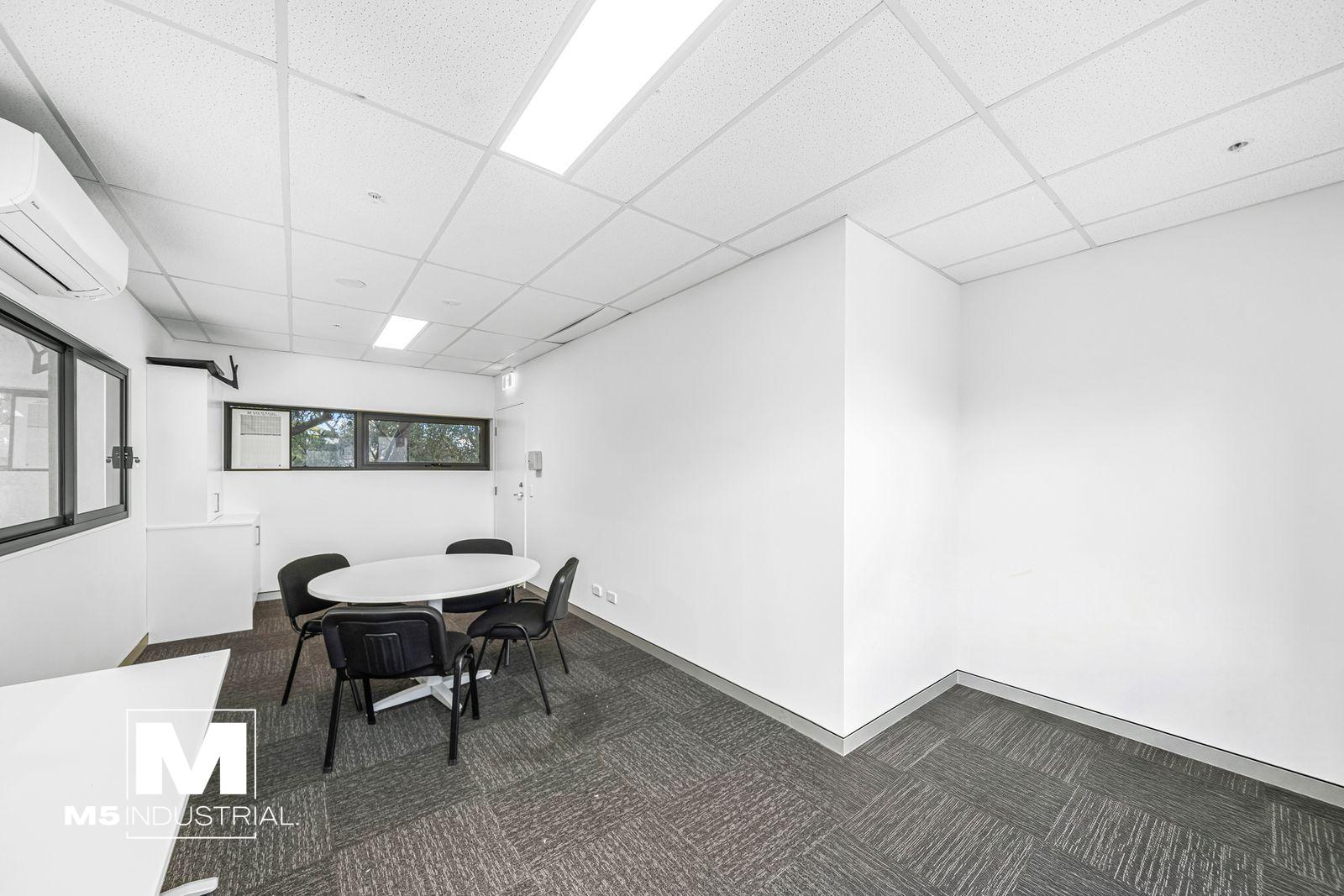 FUNCTIONAL INDUSTRIAL UNIT | PRIME KINGSGROVE LOCATION