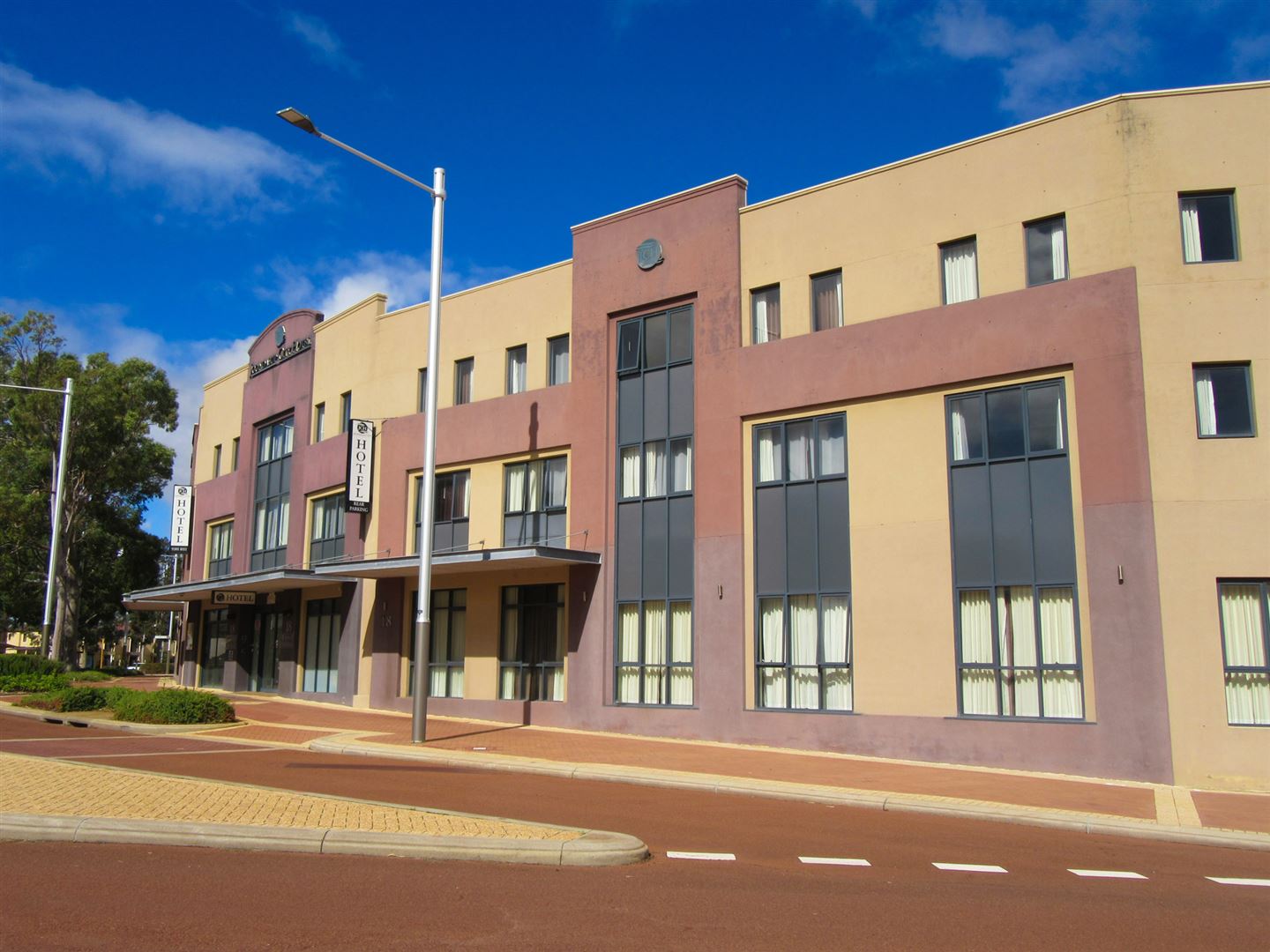 For Investors and Hotel Accommodation Operators